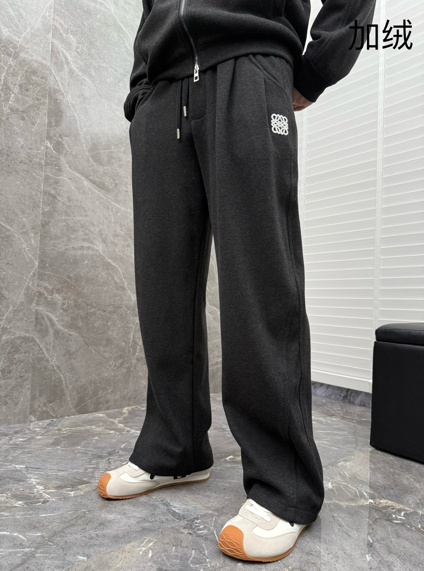 （新出加绒）罗意威🌈🌈新款加绒裤子，采用优质高定精棉面料，刺绣logo设计，超级舒适透气，面料极好亲肤舒