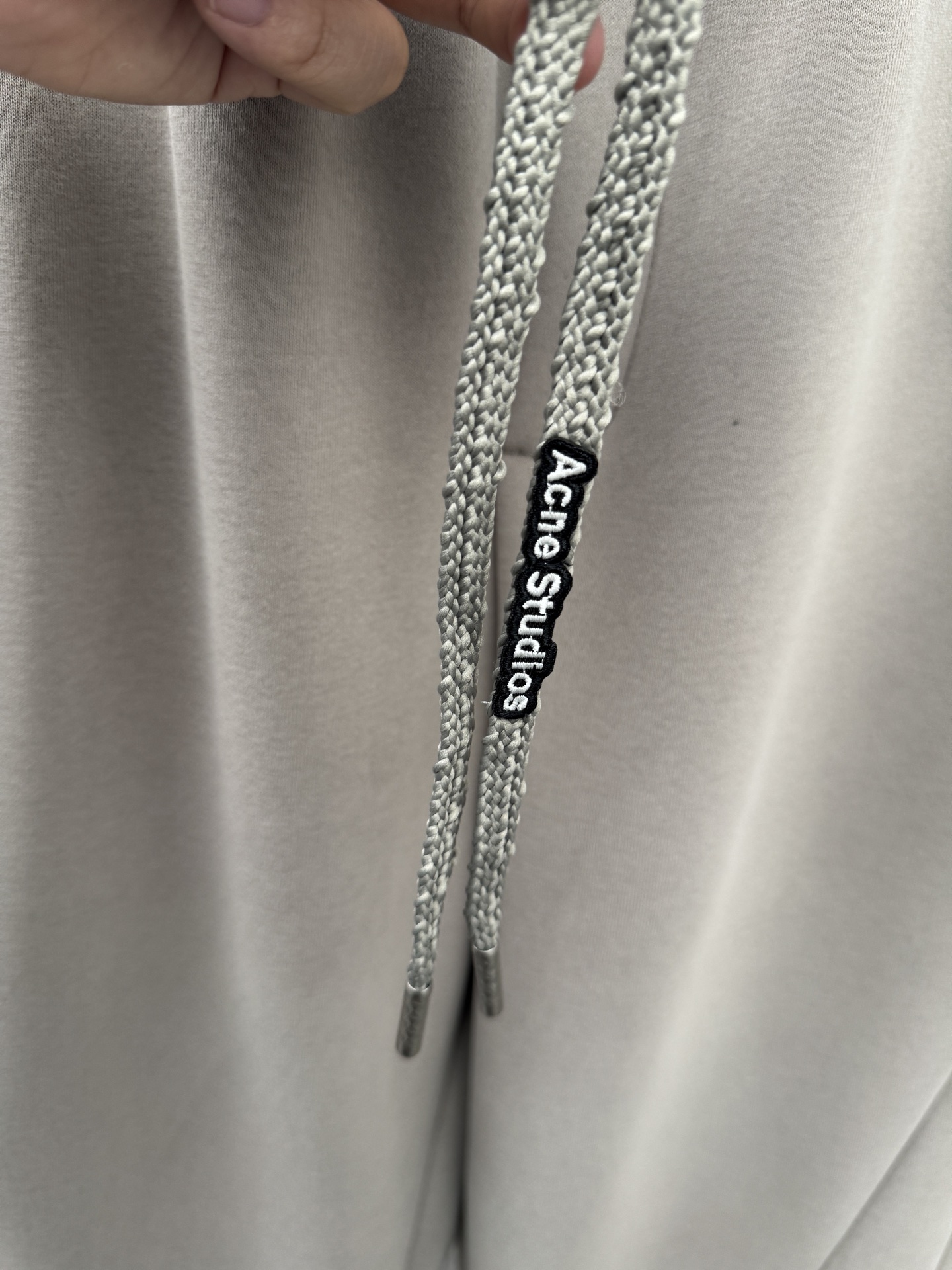 Acn🌈🌈新款休闲加绒直筒长裤，采用优质高定面料，面料丝滑挺括，内里羊绒底，上身足够吸睛且回头率爆棚！休