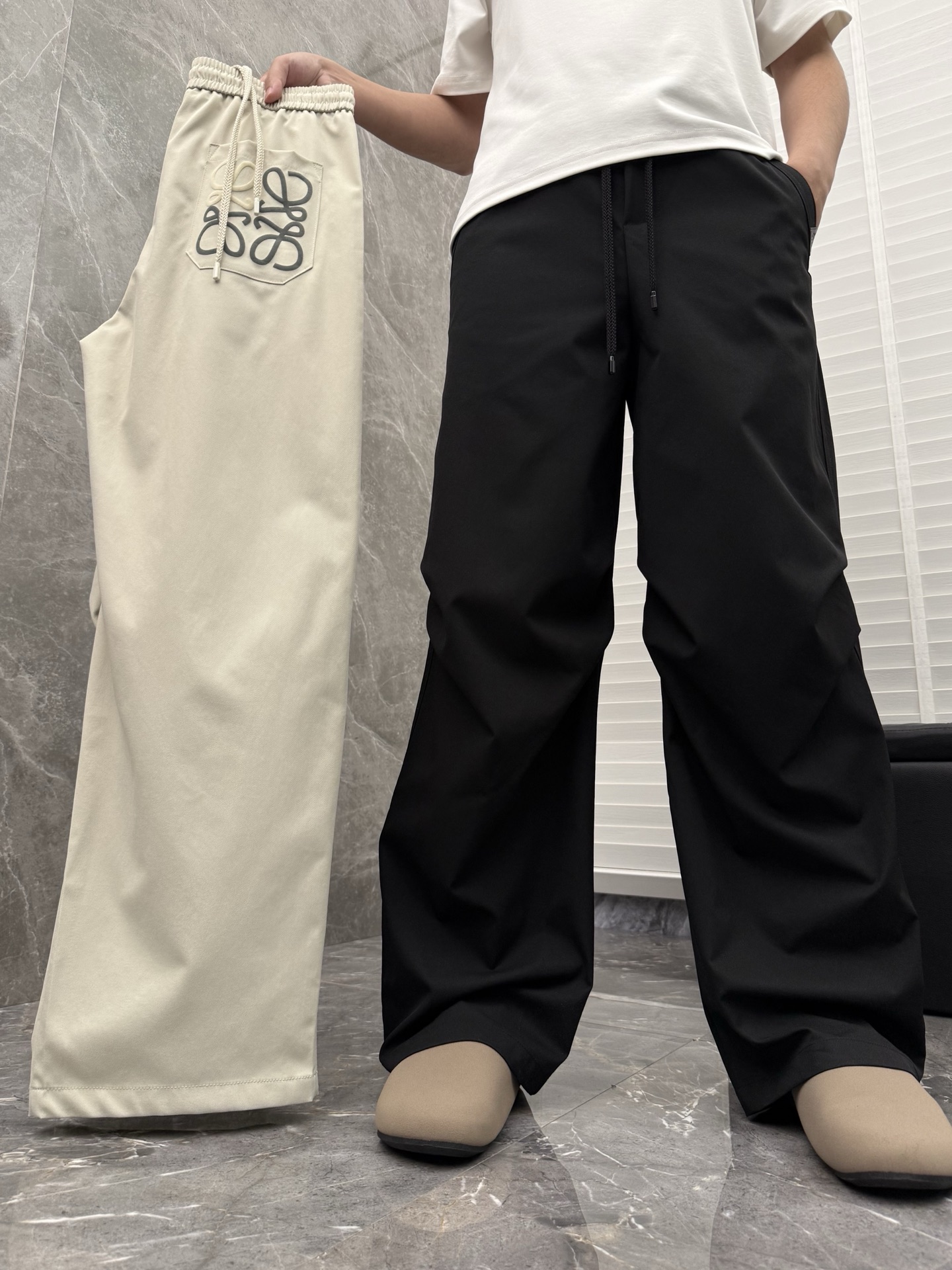 罗意威🌈🌈新款经典高定新款工装裤，采用梭织面料，超级亲肤舒适，面料超绝，工装口袋设计，上身效果超级帅气！