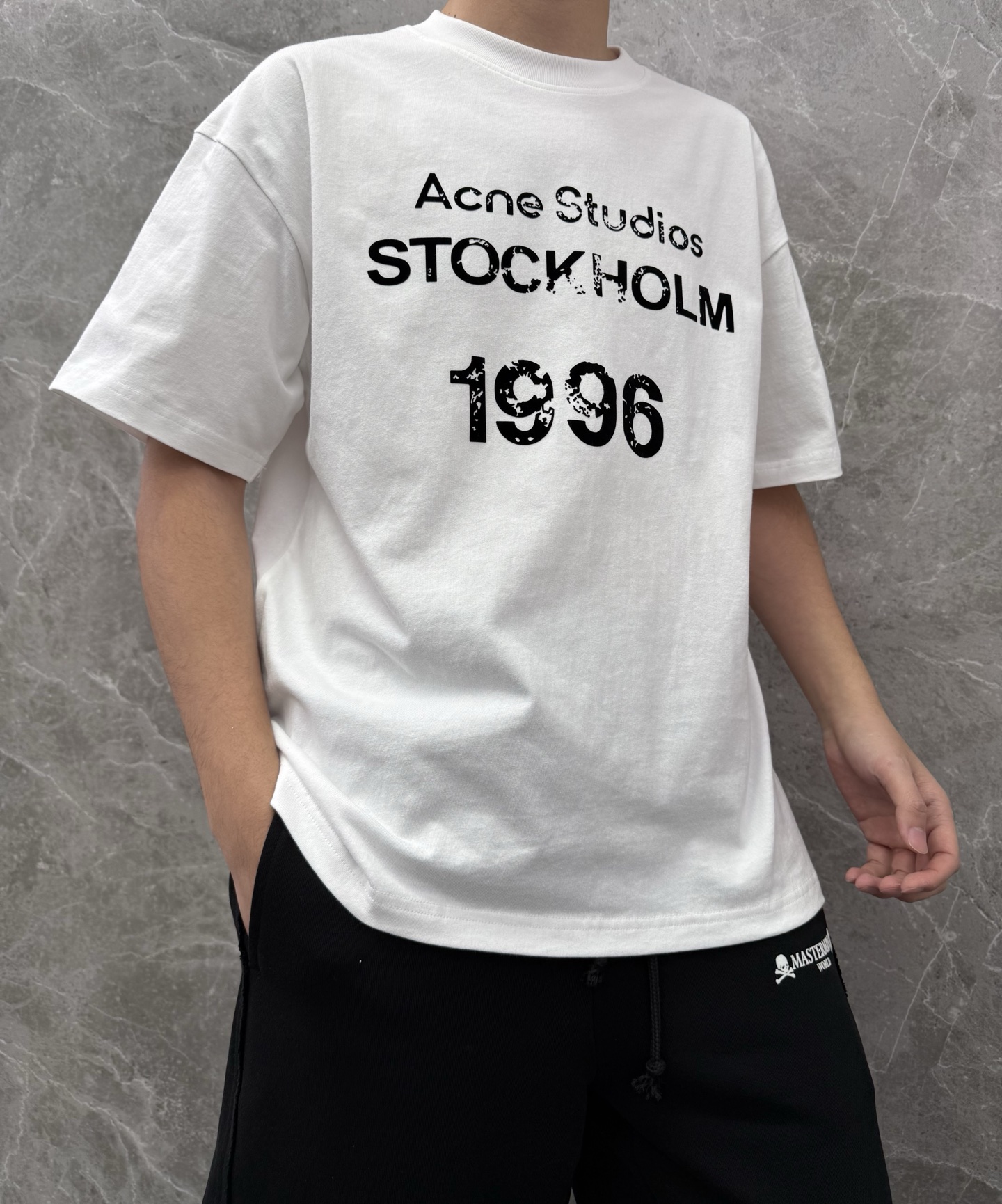 Acn🌈🌈26年新款短袖，重磅炒雪花扎染，定制原版顶级棉面料，前印胶logo点缀，颜色鲜艳夺目，上身有型