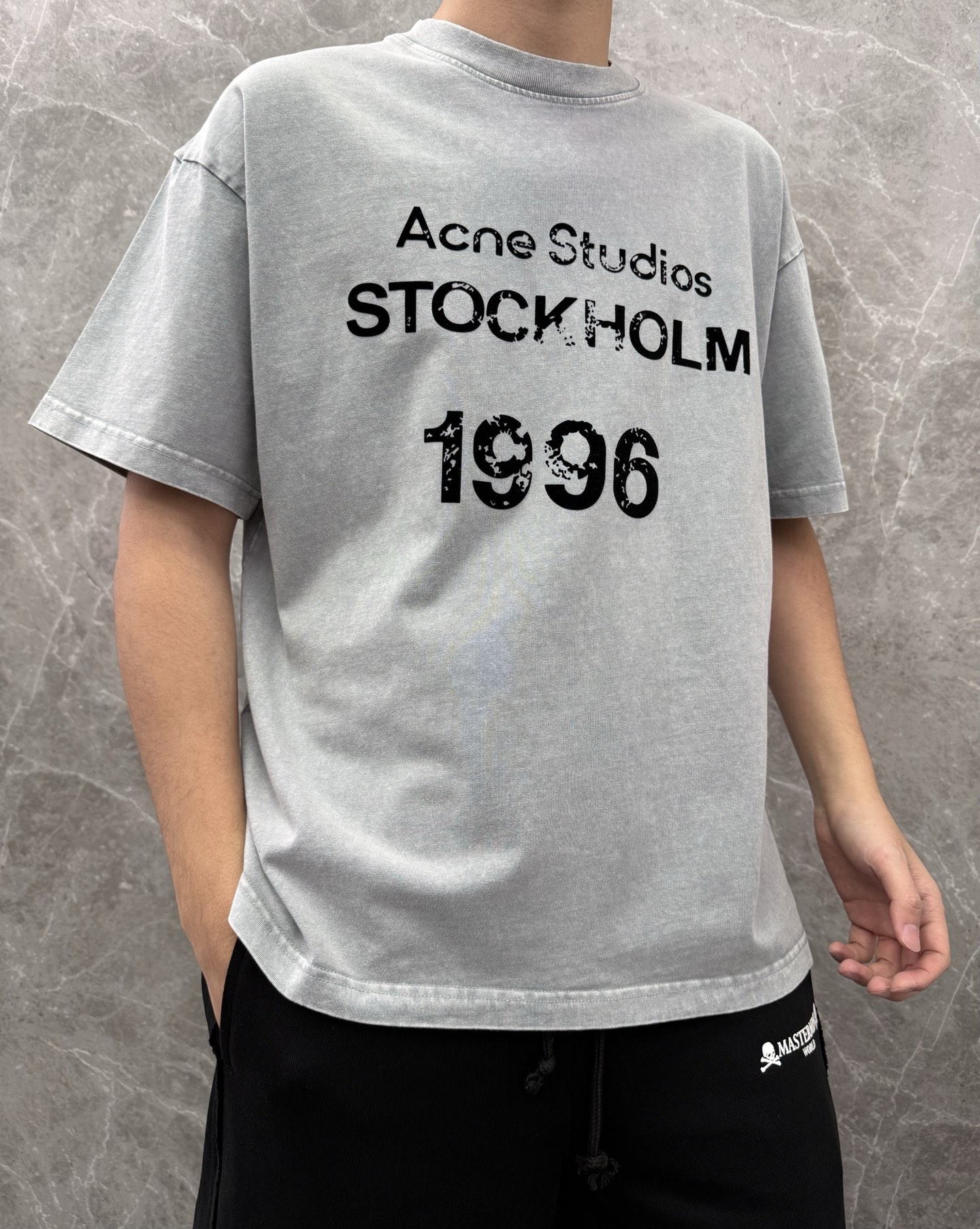 Acn🌈🌈26年新款短袖，重磅炒雪花扎染，定制原版顶级棉面料，前印胶logo点缀，颜色鲜艳夺目，上身有型