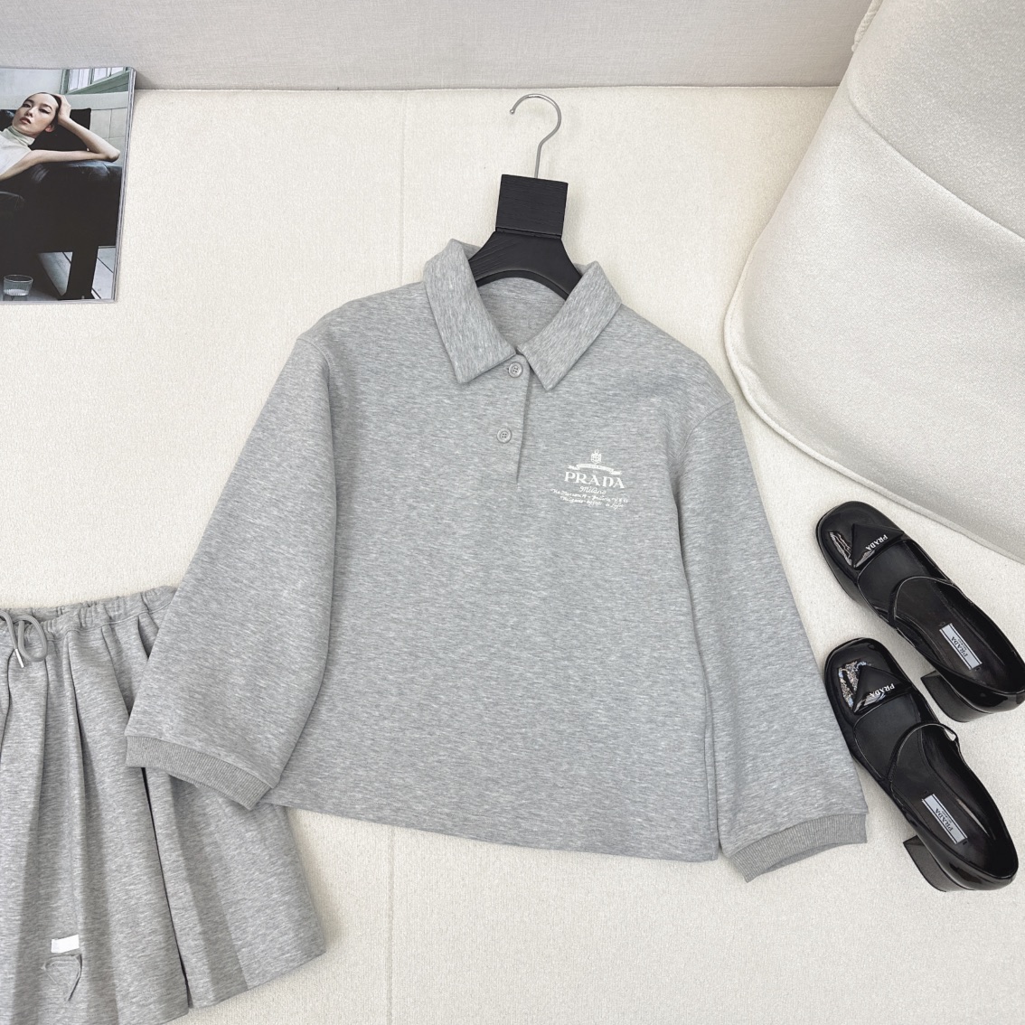 特价🉐️一套❗️现货齐码❗️不退不换❗️减龄一套搭配 PD 🌾————早秋最新款休闲时髦套装🩶polo翻