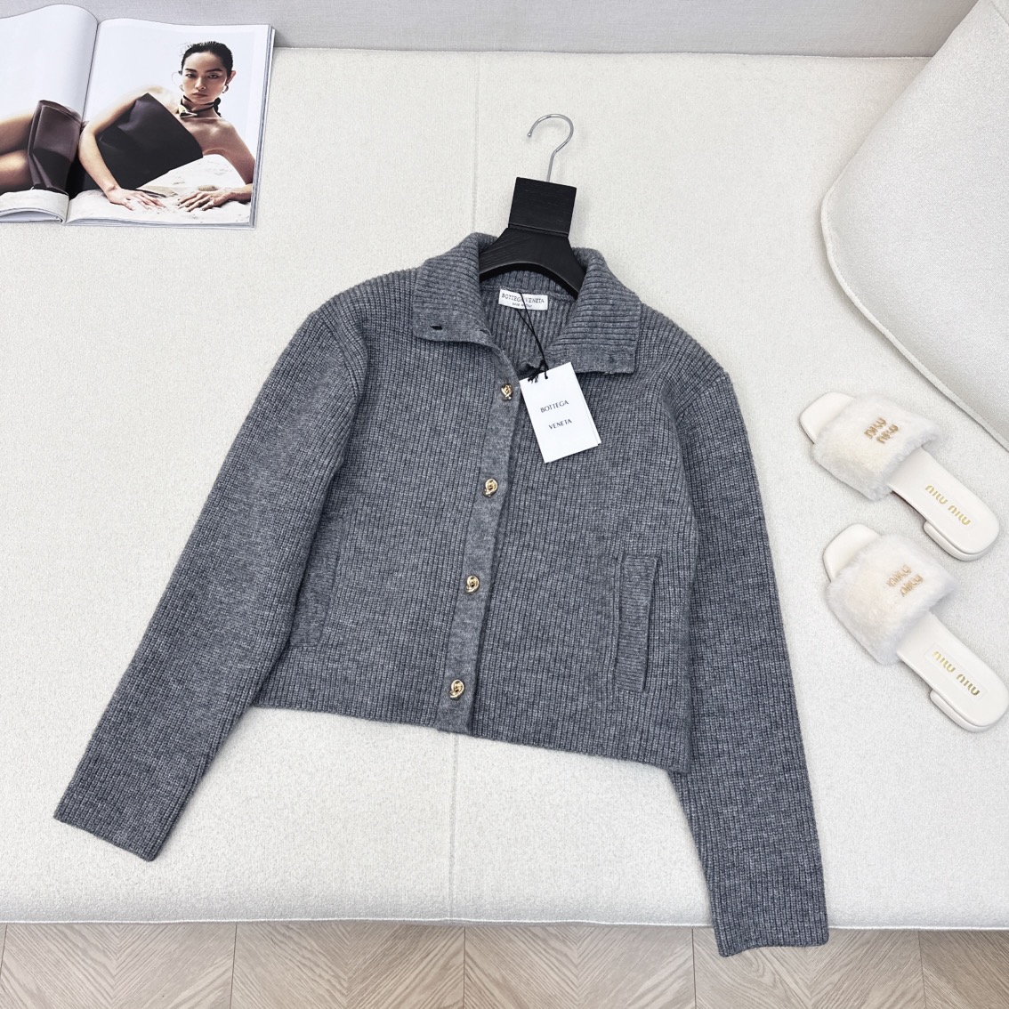 Stylish Single-Size Metal Button Dress for Autumn/Winter: Warm, Lazy, Soft, Unresistible. - 图片 5