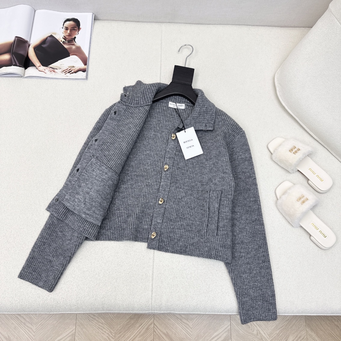 Stylish Single-Size Metal Button Dress for Autumn/Winter: Warm, Lazy, Soft, Unresistible. - 图片 6