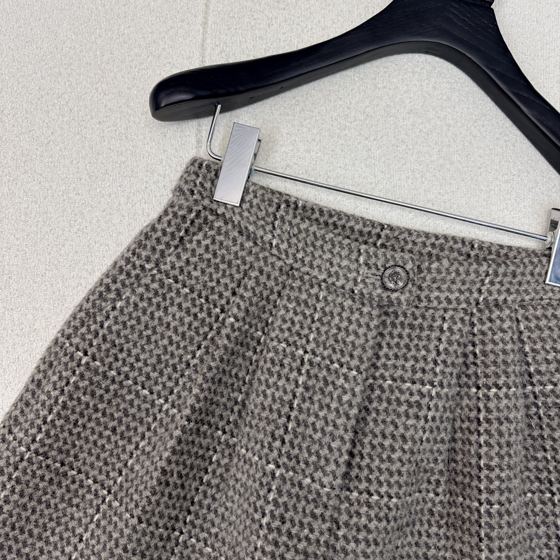 特价🉐️❗️SM❗️不退不换❗️独家首发 C家 25Ss————早春最新走秀同款高级灰套装🩶重工艺立体亮