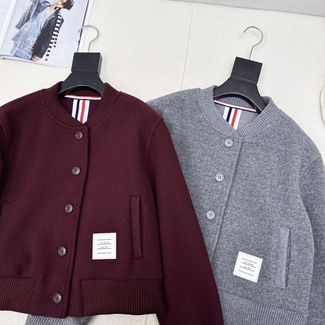 “Original Female Suit with Cuckoo Lace and Flight Jacket: Fashion Highlights” - 图片 2