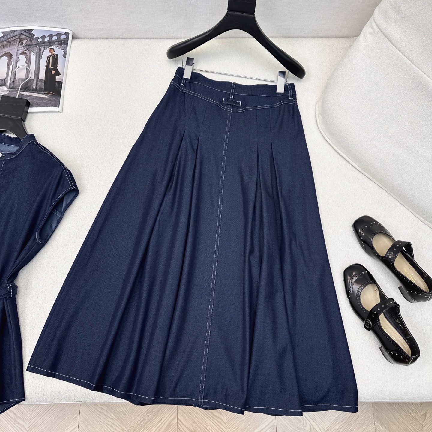 特价🉐️一套❗️现货齐码❗️不退不换❗️独家款～ CD 25Ss————春夏最新款时髦感在线牛仔套装🖤帅