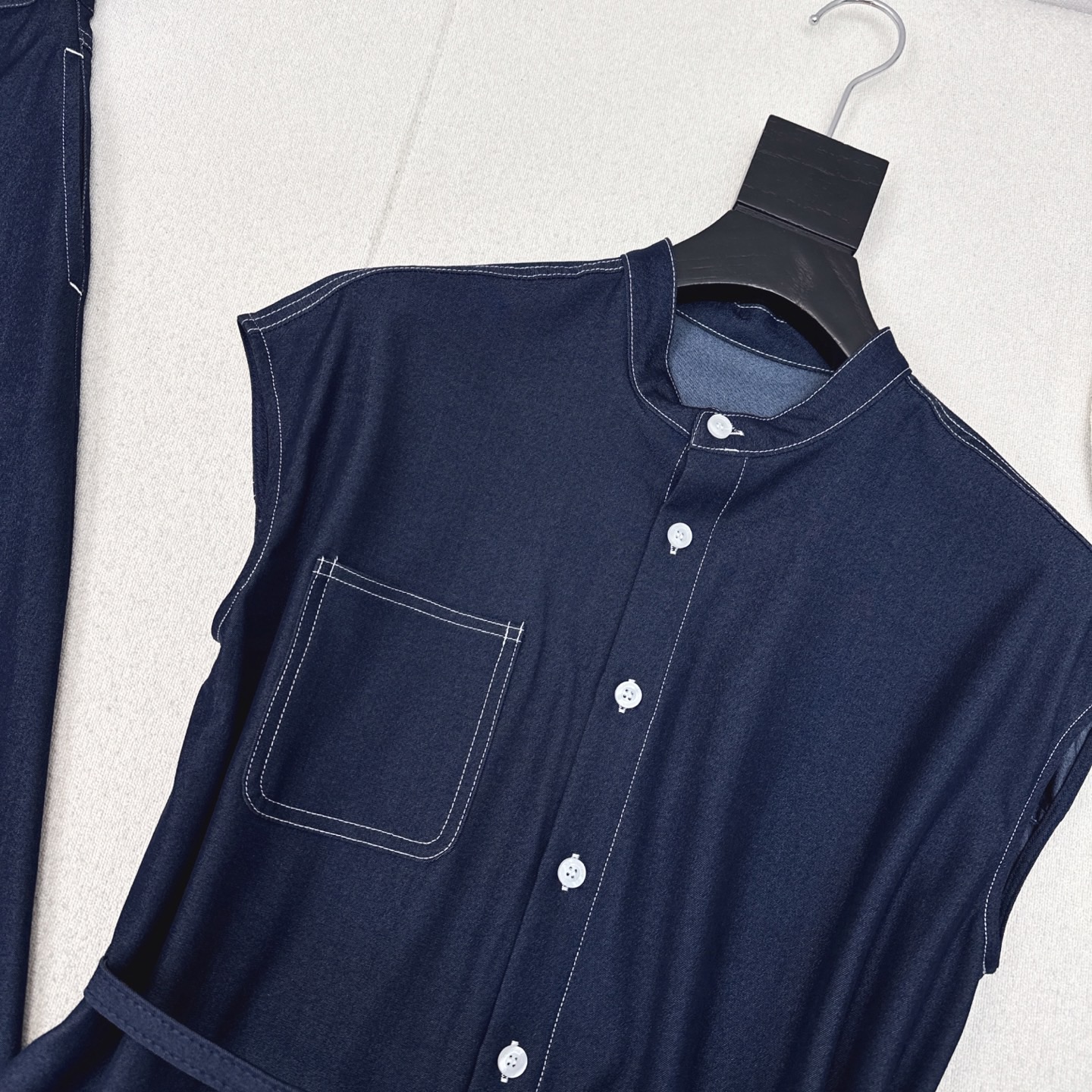 特价🉐️一套❗️现货齐码❗️不退不换❗️独家款～ CD 25Ss————春夏最新款时髦感在线牛仔套装🖤帅