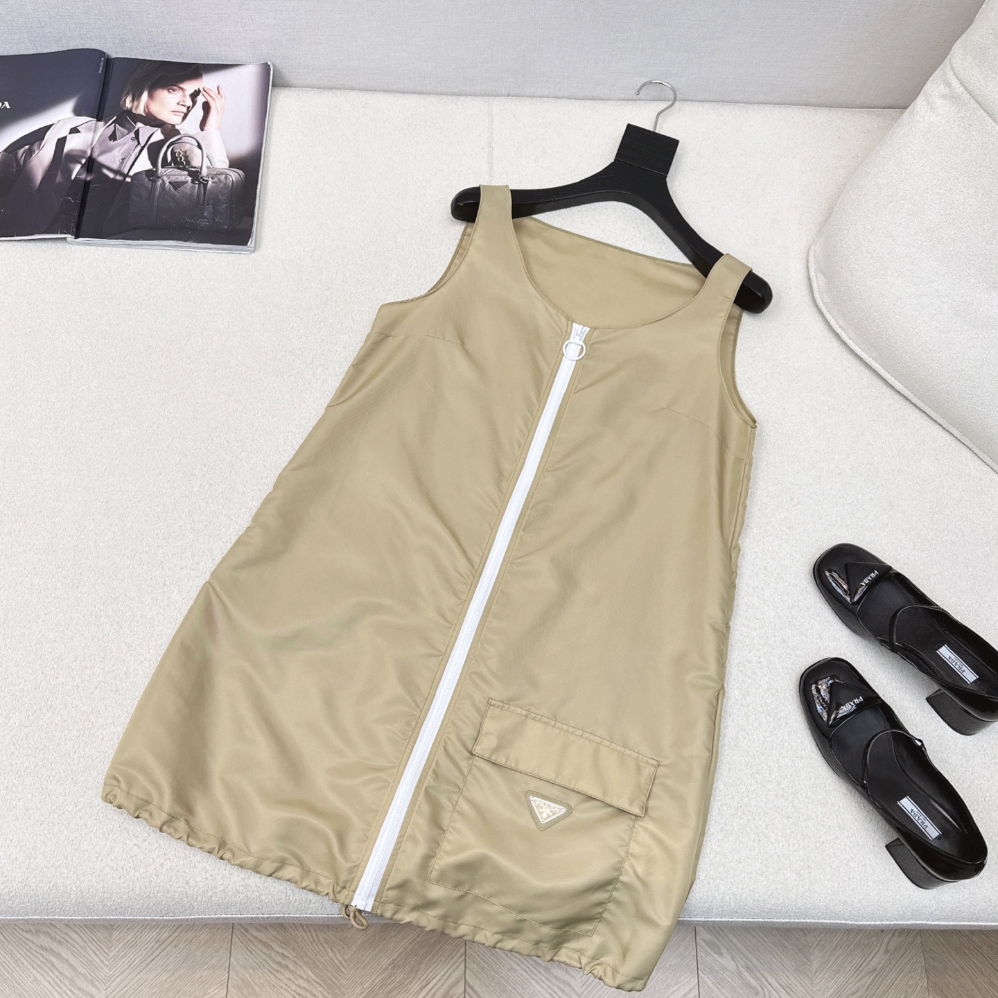 特价🉐️❗️现货齐码❗️不退不换❗️独家首发 PD 25Ss————春夏最新款撞色拉链设计帅气机能风尼龙