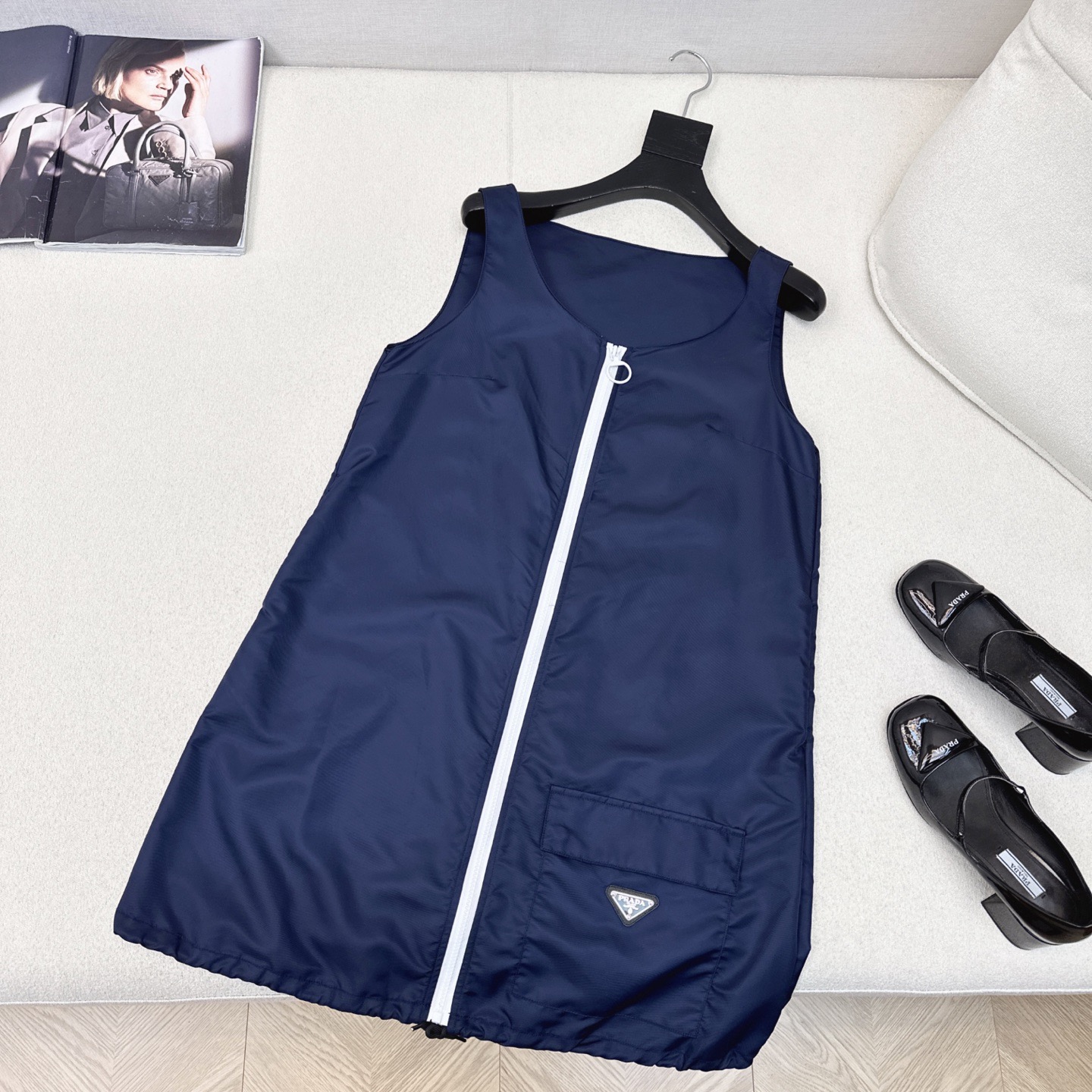 特价🉐️❗️现货齐码❗️不退不换❗️独家首发 PD 25Ss————春夏最新款撞色拉链设计帅气机能风尼龙