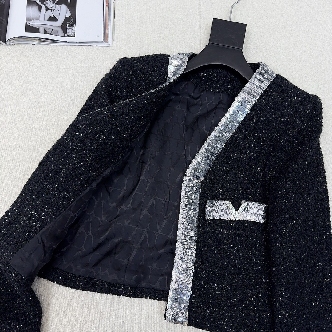VLTN Tweed Jacket Women's Sequin Embroidery Cropped Coat 8 i1754843393361 9126 0 6