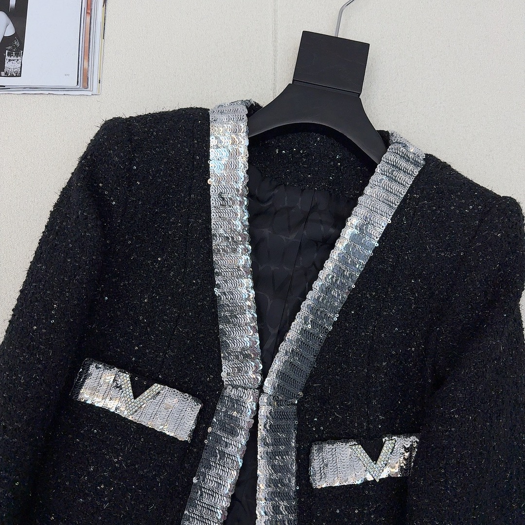 VLTN Tweed Jacket Women's Sequin Embroidery Cropped Coat 4 i1754843393364 4461 0 2
