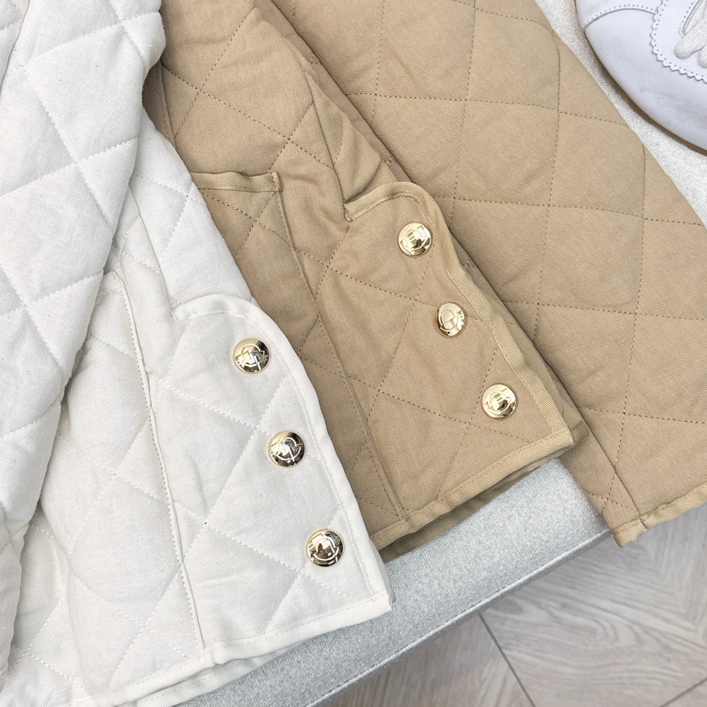 爆单款推荐 Mc 25Ss————秋冬最新款菱形绗缝夹棉修身棉服小外套🤎气质翻领双口袋修身设计 减龄少女