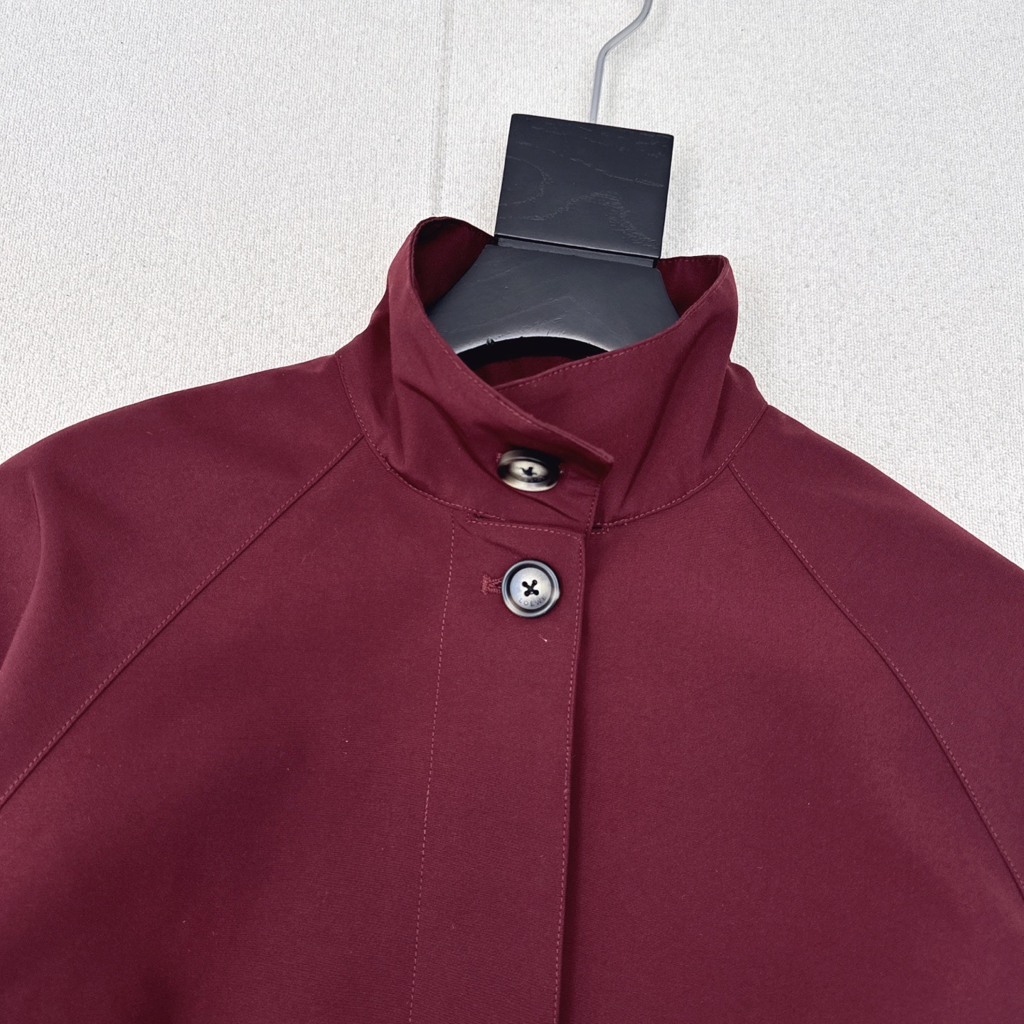 Loe 25Ss———早秋最新款立领酒红色夹克外套 ♥️一穿就能出门的款 完全不用费心费力搭配 气质工装