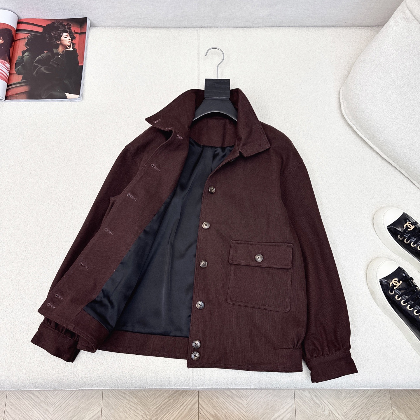 独家首发 PD 25Ss———秋冬最新款后背双层三角标装饰立领风衣外套🤎工装风设计感 可时髦可帅气 街头