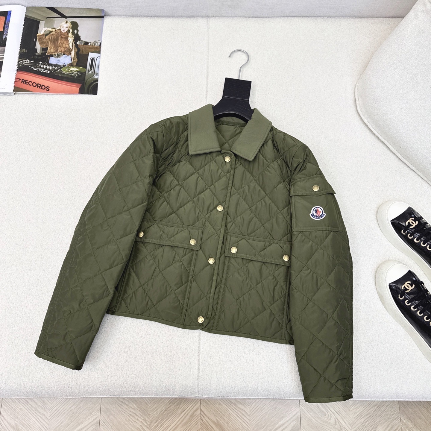 爆单款推荐 Mc 25Ss————秋冬最先款菱形绗缝夹棉短款棉服小外套🤍气质翻领双口袋小短款设计 减龄少