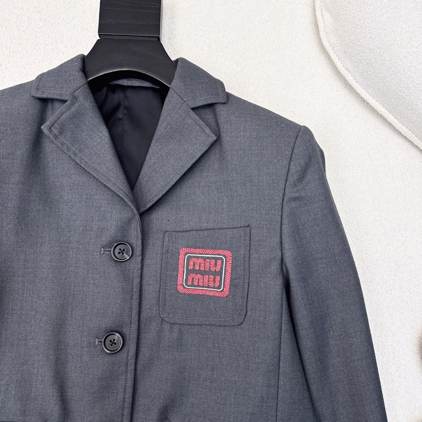 减龄学院风 Miu 26Ss————秋冬最新款缪系减龄穿搭套装🩶小短款西装外套 甜酷风减龄穿搭Look～