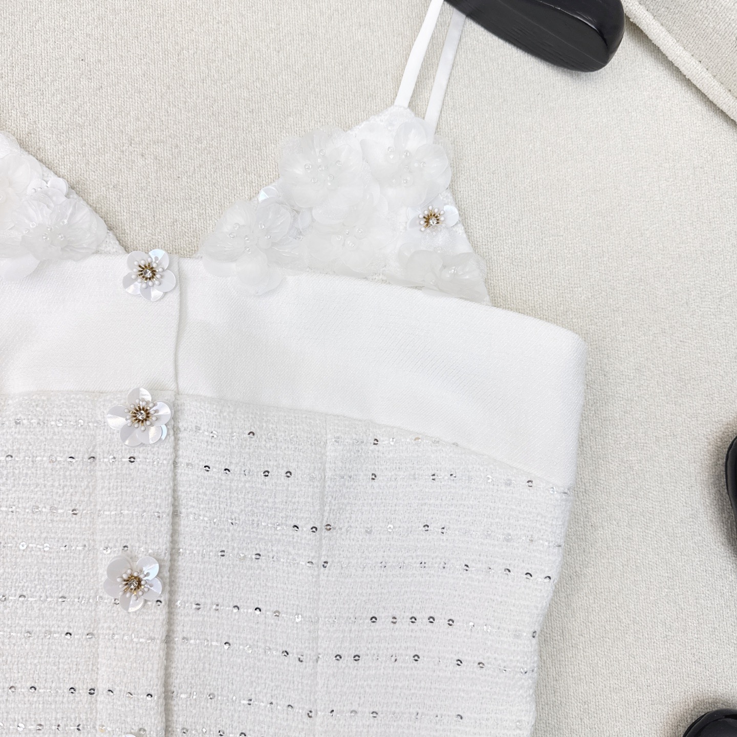 特价🉐️ ❗️现货齐码❗️不退不换❗️只有吊带❗️独家款 C家 25Ss————春夏最新款亮片编织套装🤍