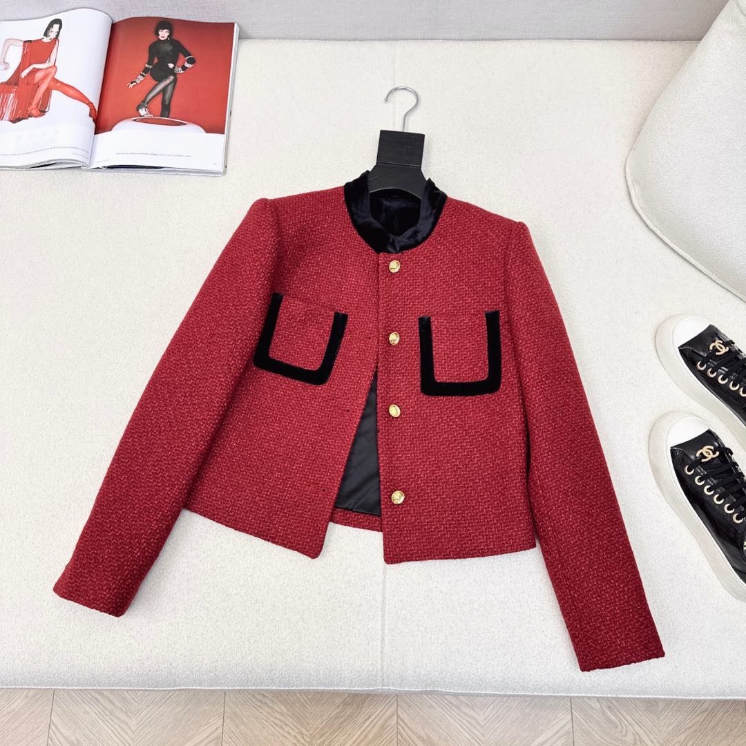特价🉐️ ❗️现货齐码❗️不退不换❗️复古调调 C家 Ss————秋冬最新款丝绒领子拼接复古红小外套 ♥