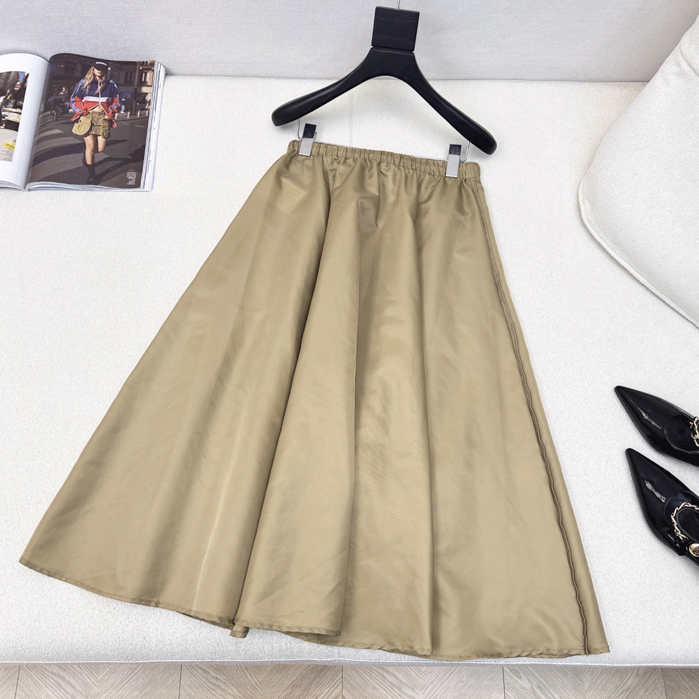 特价🉐️❗️现货齐码❗️不退不换❗️独家首发 Miu 25Ss————早秋最新款时髦缪系穿搭尼龙套装🤎双