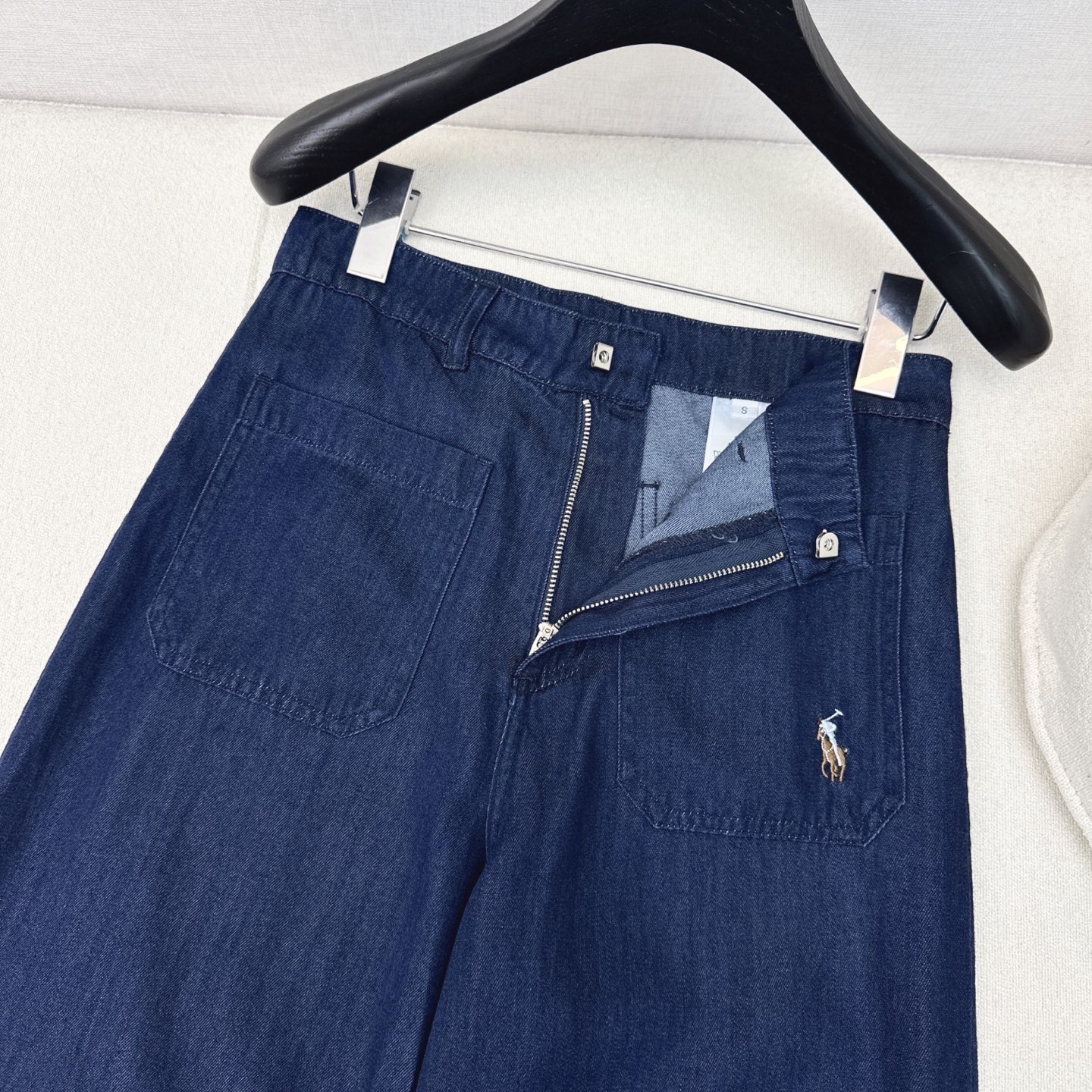 “Latest Classic Logo Embroidery Suit for Early Autumn: RL 25Ss Scab Dress + Barrel Pants” - 图片 5