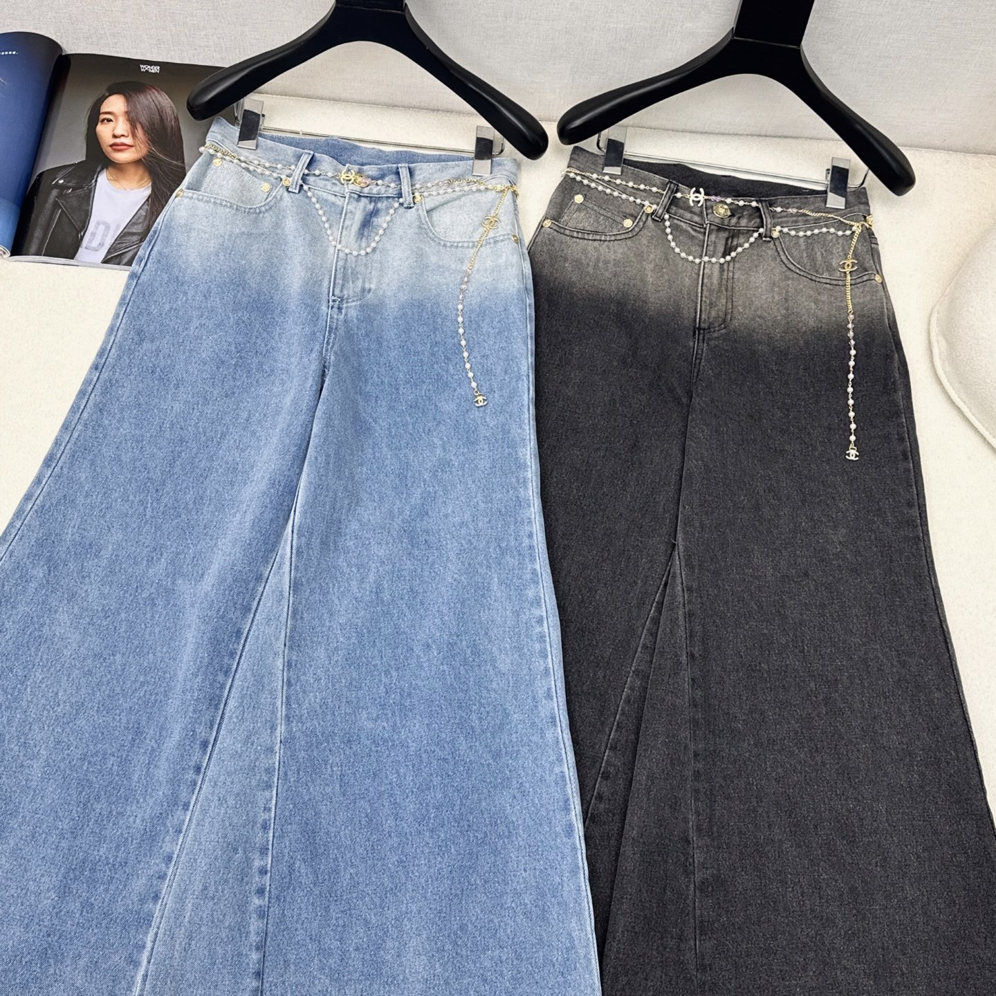 特价🉐️❗️黑色SML❗️不退不换❗️逆天大长腿设计 C家 25Ss————早秋最新款金属腰链装饰阔腿牛