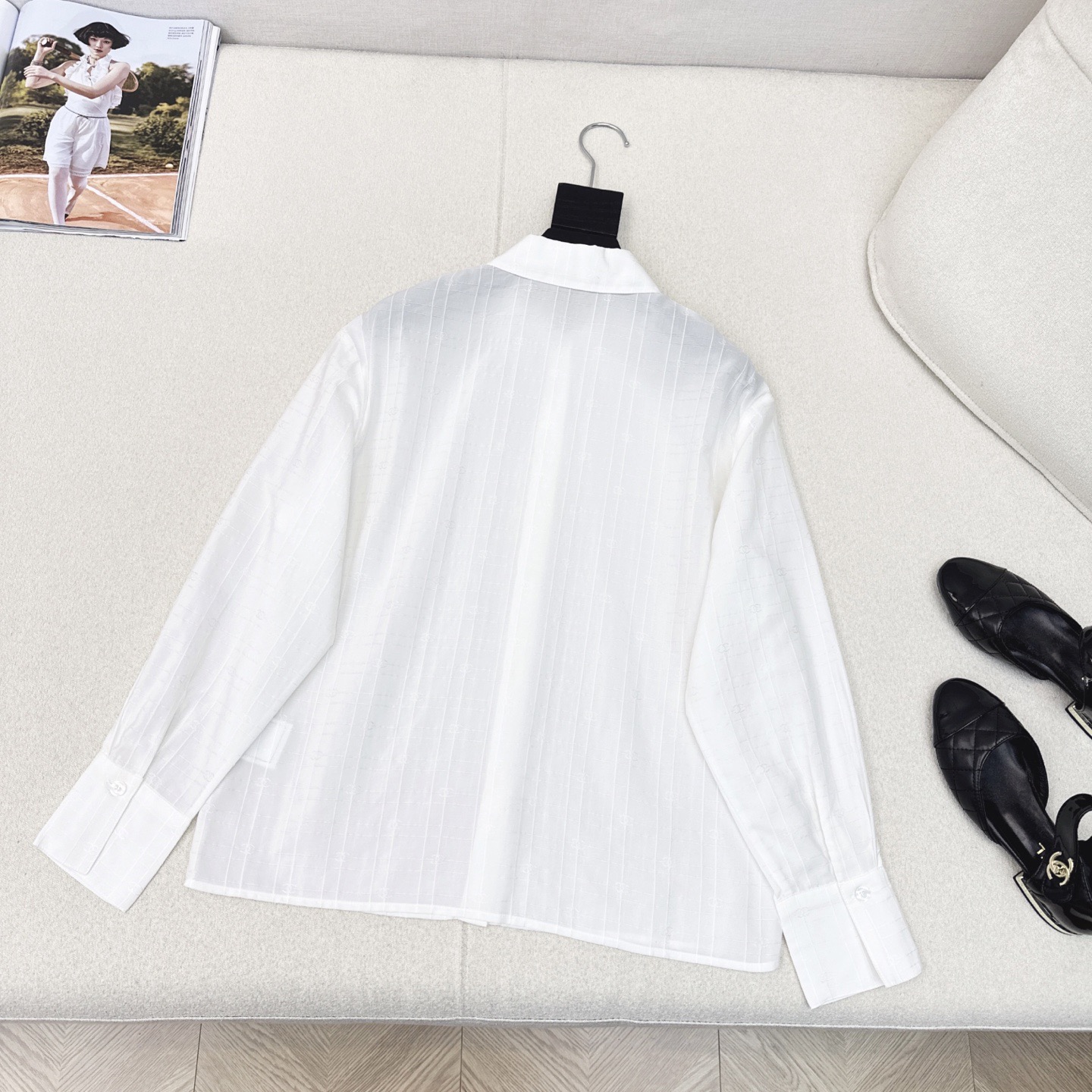 特价🉐️ ❗️现货齐码❗️不退不换❗️C家 25Ss————早秋最新款logo提花真丝白色衬衫🤍法式度假