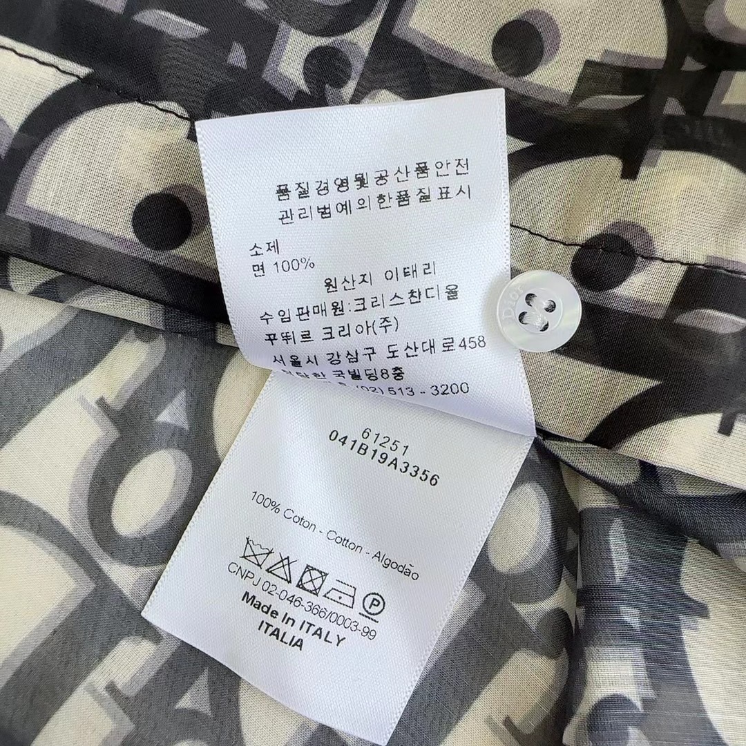 爆款推荐 Dio* 26ss———春夏新品经典老花图案冰丝短裤 🖤很推荐 老花图案很吸睛 洋气又带时髦感