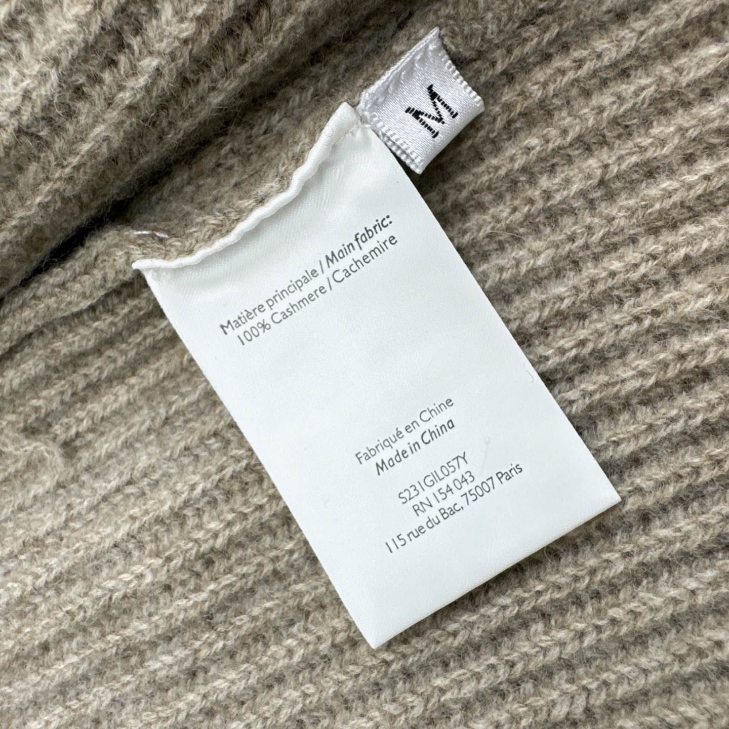 行走的高定 Bc 25Ss————秋冬最新款意式高奢连帽羊绒外套🩶老钱风穿搭Look～～ 减龄学院风配色