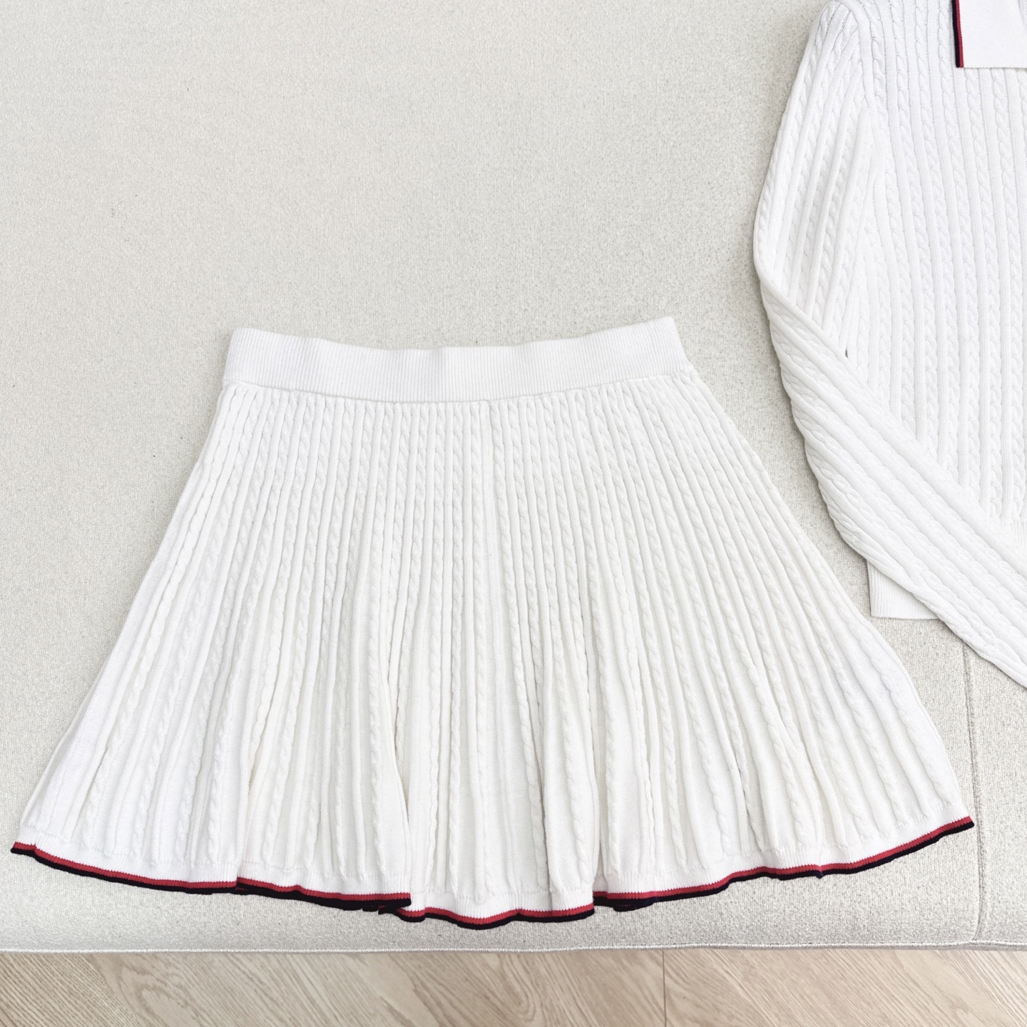 腔调感老钱风 RL 25Ss————秋冬最新款减龄小马刺绣Polo套装🤍翻领针织衫+mini半裙 减龄修