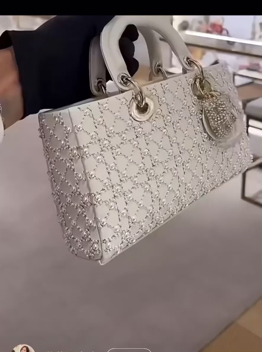❤️26cm horizontal bordado con media perla, video de la tienda