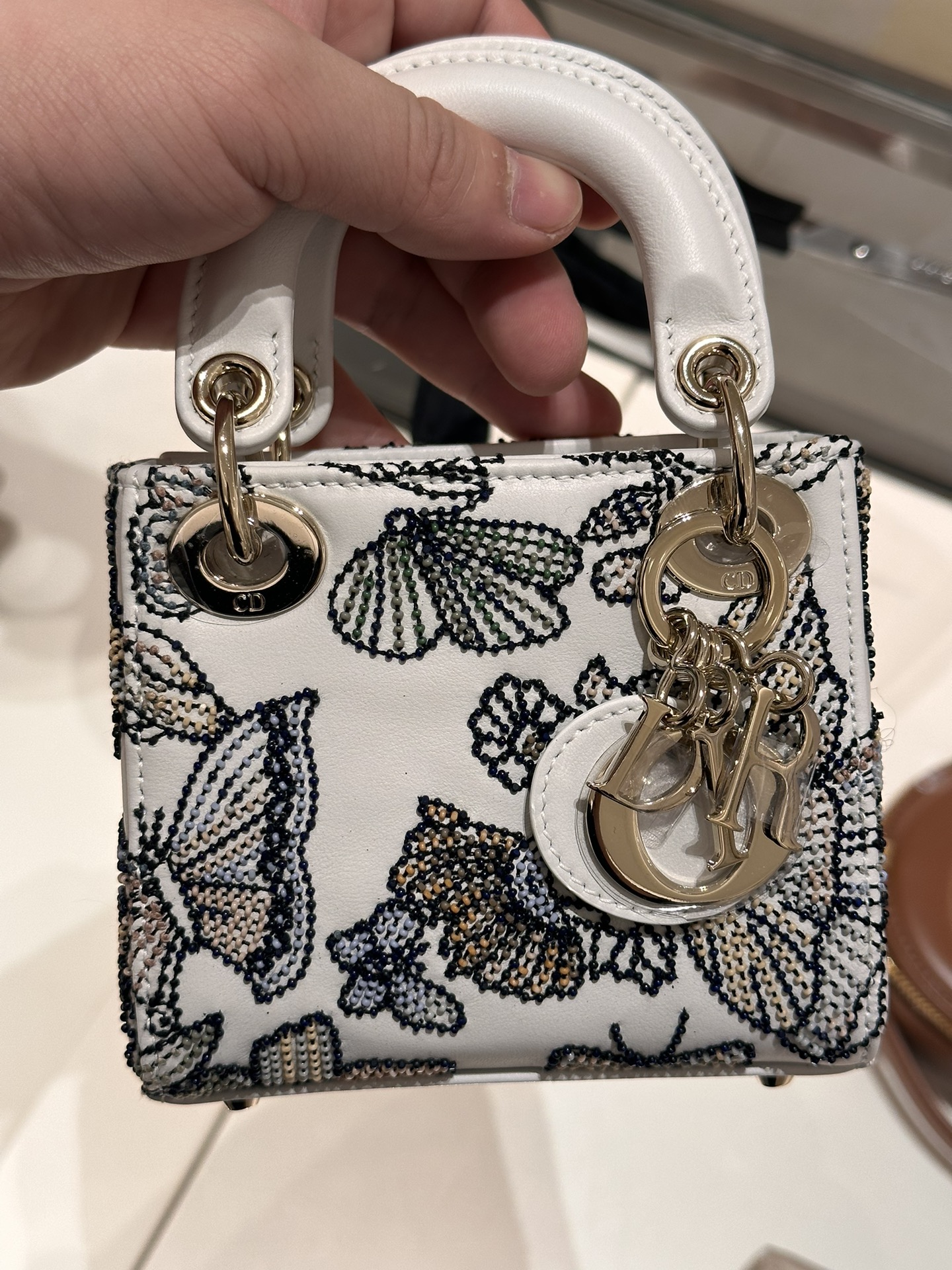 Dior Product _dvFqfEyTDZxx27zpY1JPxKorZOtGi0pN85HH42w