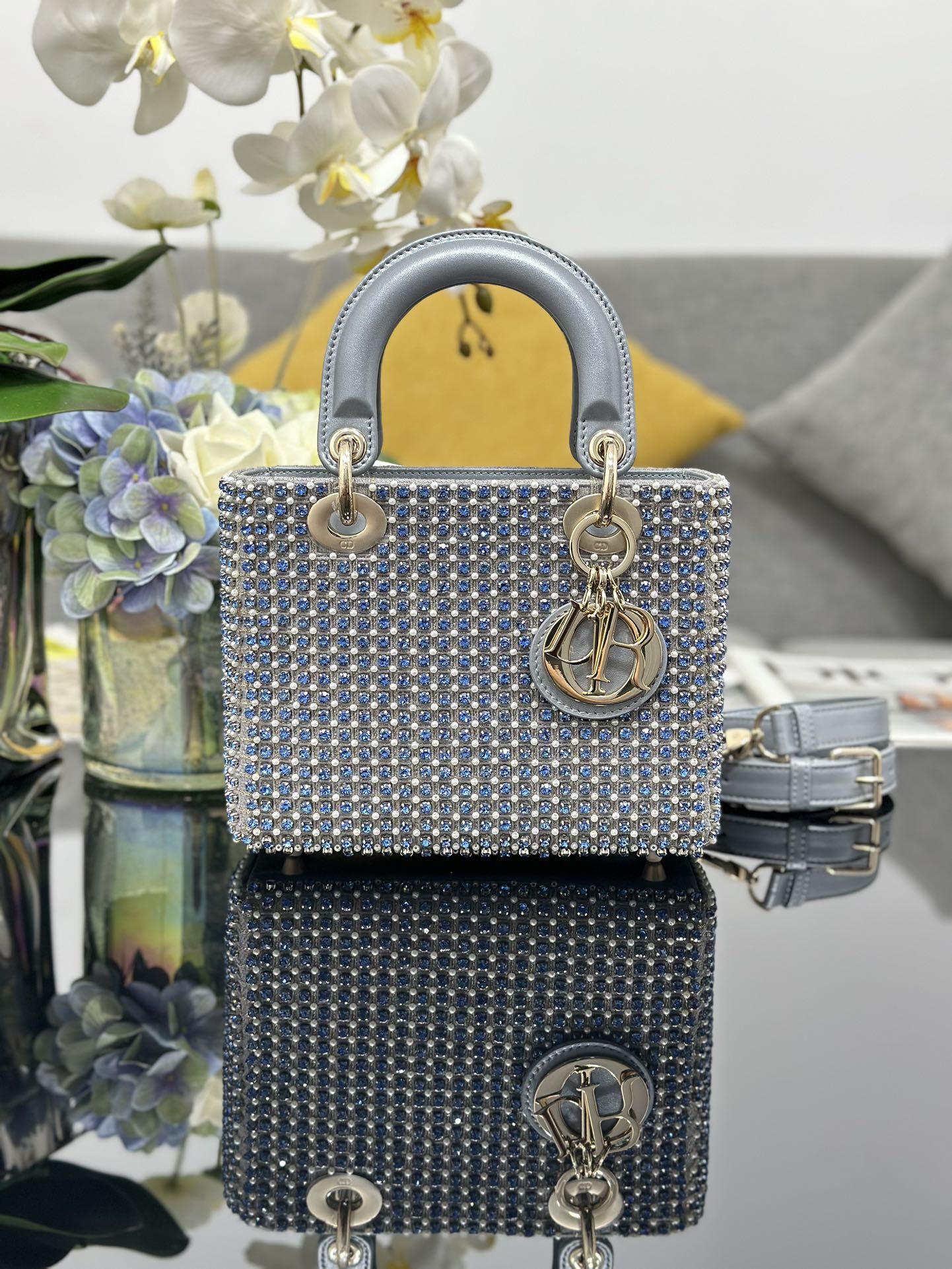 Online Replik
 Dior Blau Gold Grau Weiß Stickerei Rindsleder Lady Ketten