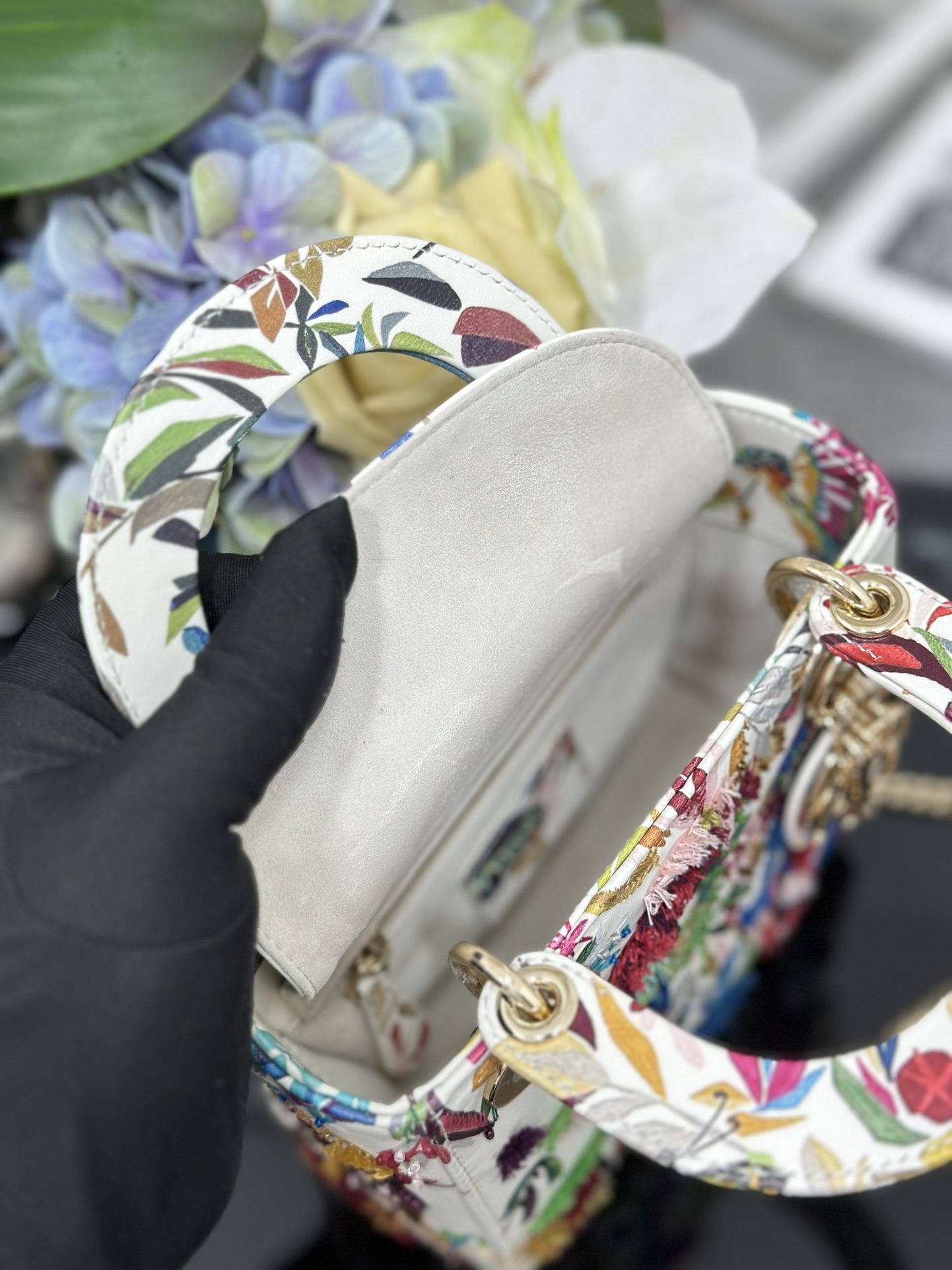 Lady Dior Mini Bag Parrot Beaded Embroidery Nude Calfskin with Chain 9 i1752251578 1673 2