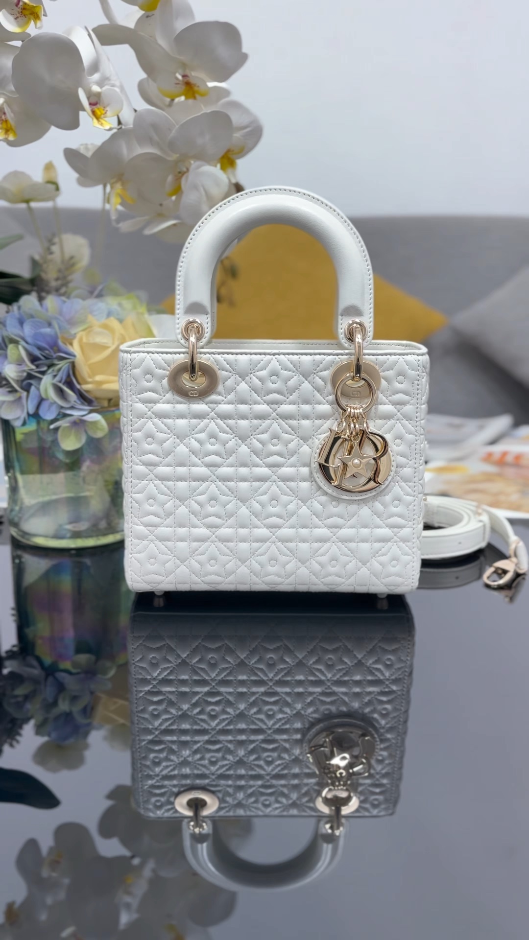 ❤️Nuevo modelo, estrella de la suerte de piel de oveja de cuatro cuadros blanca, lista para la venta