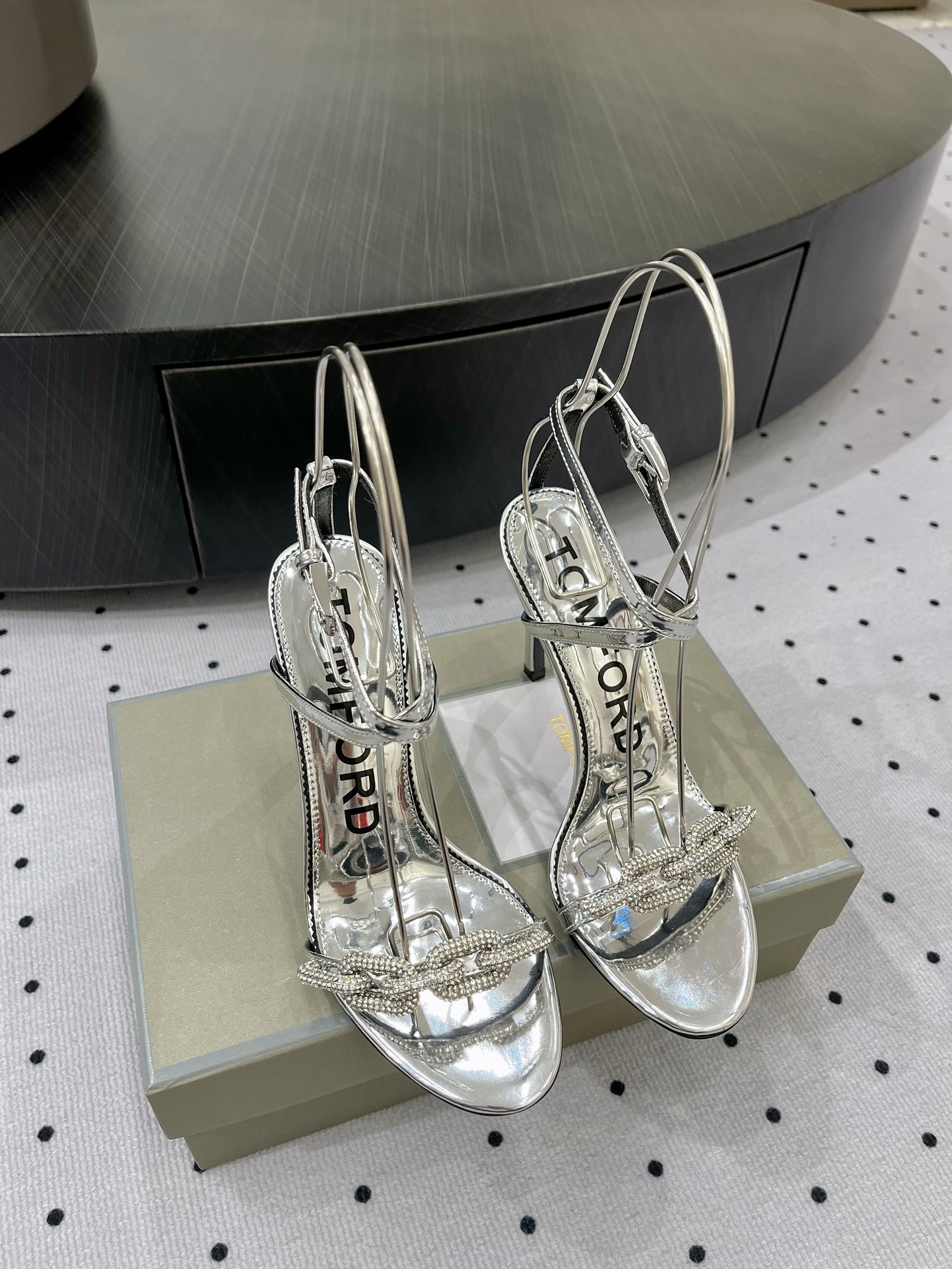 Fashion Highlights: Tomf Diamond Sandals, Sheepskin Inner, Elegant Style, 10cm Heels.
