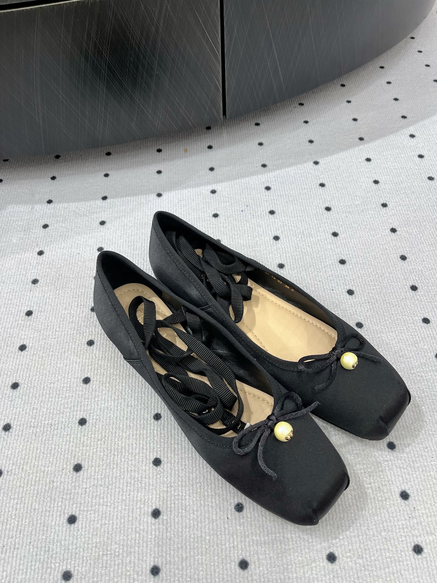 Dior 24FW Elegant Black Silk Ballet Flats with Ankle Ribbon 10 i1719211676 9997 7