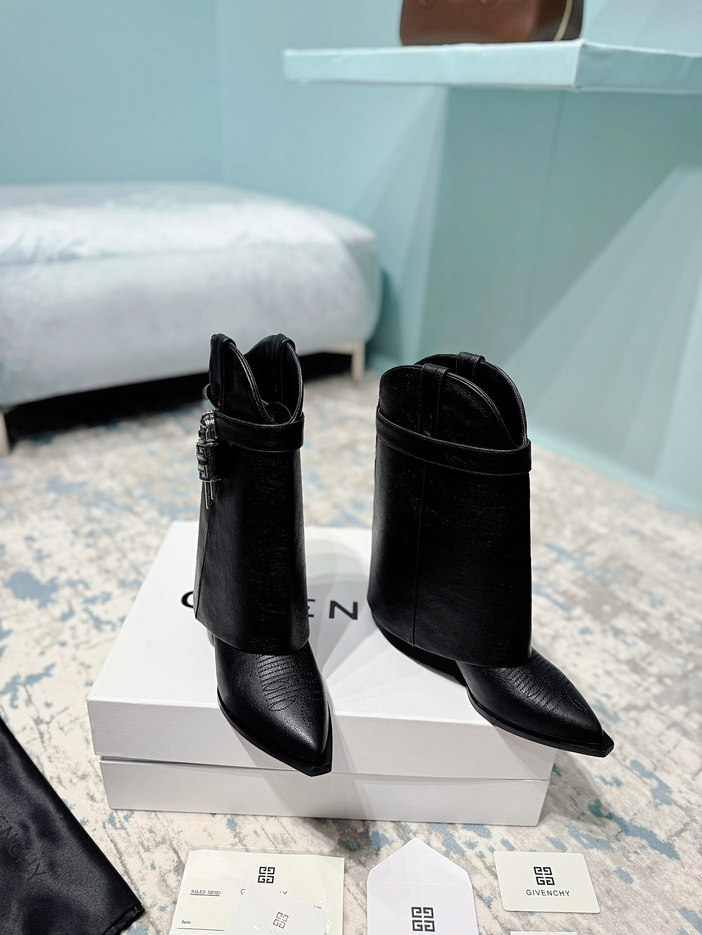 [Givenchy Women