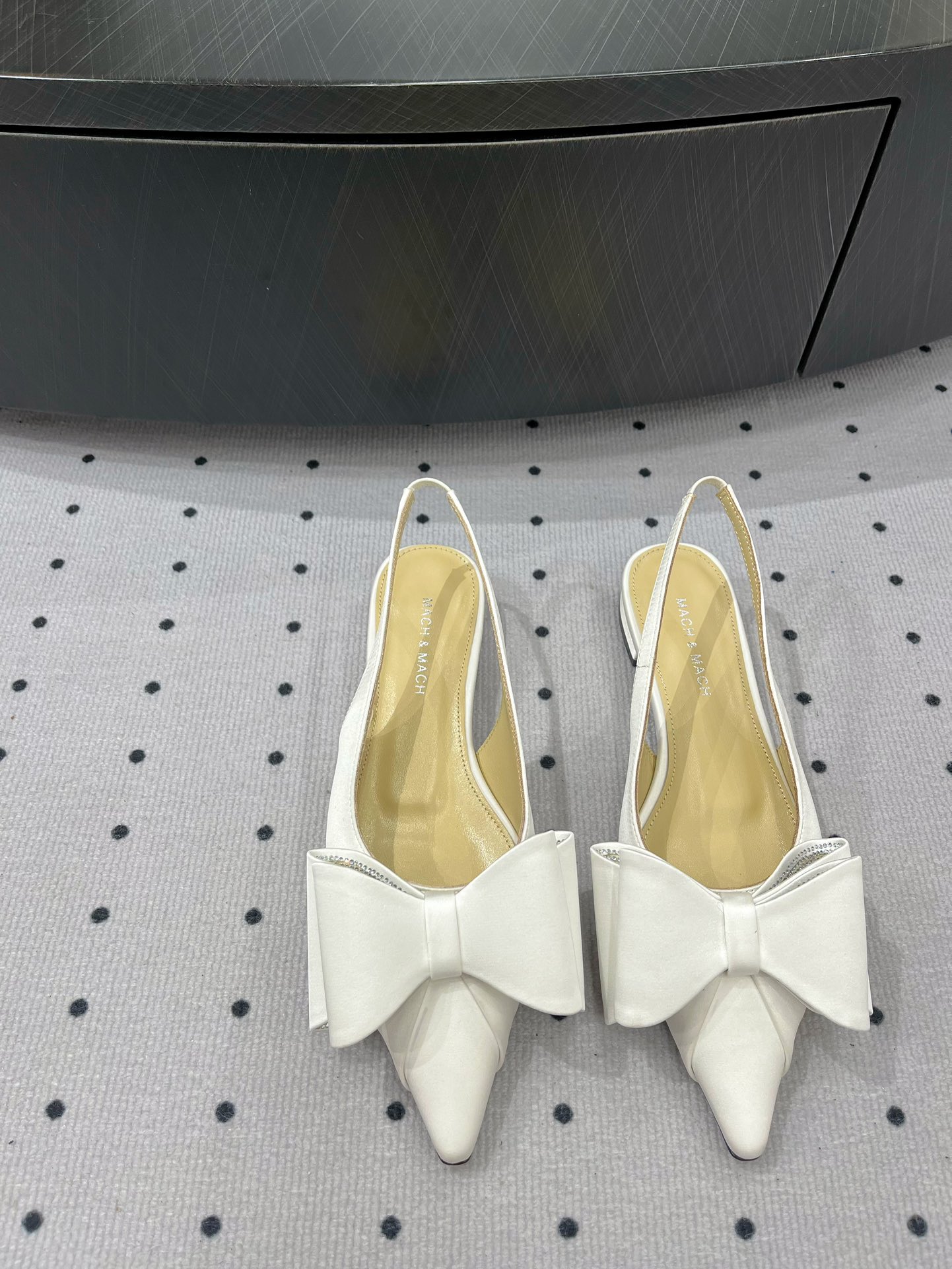 MACH & MACH Women's White Bow Slingback Silk Leather Pointed Toe Flats 2 i1733295922 6043 0