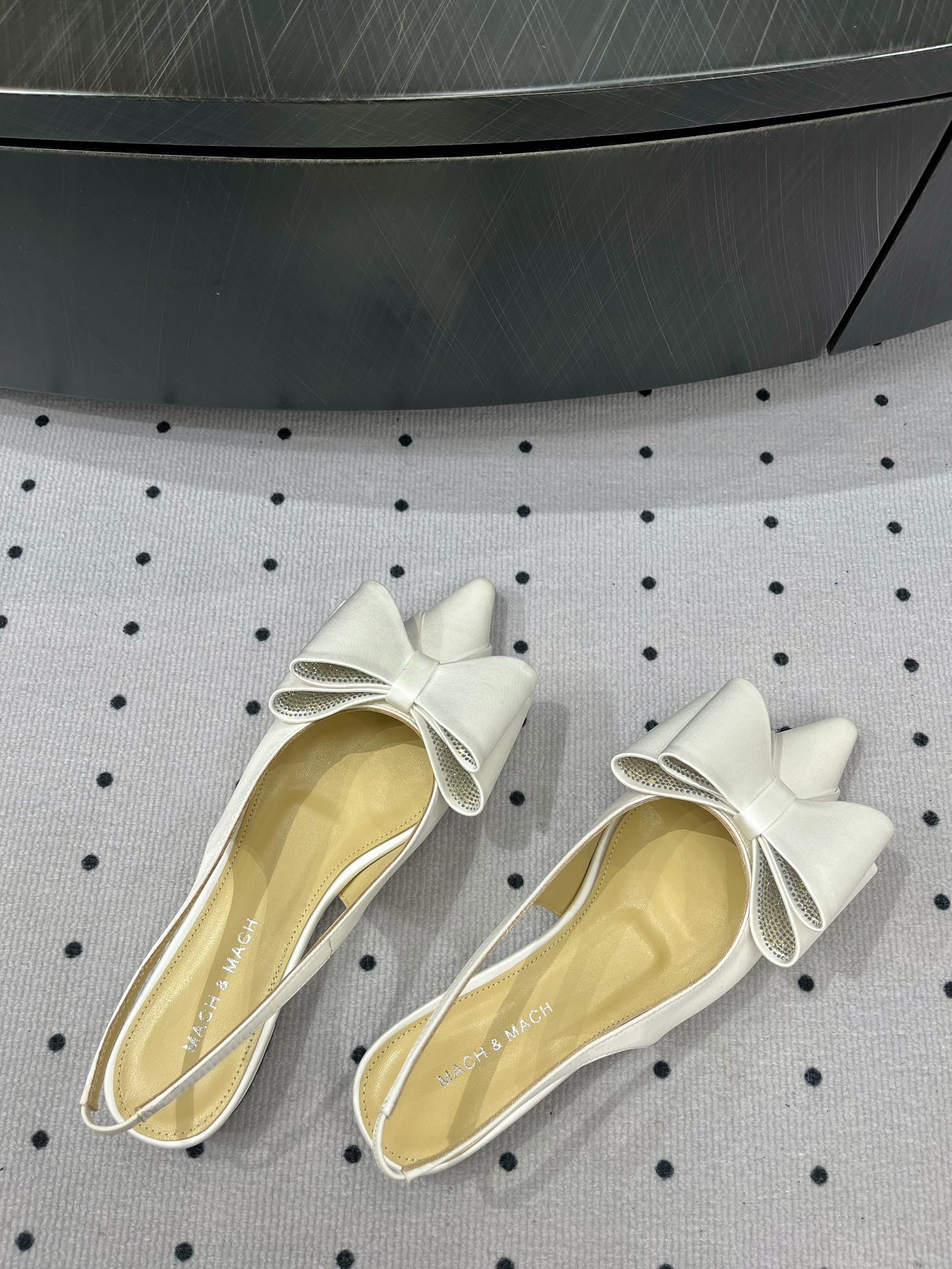 MACH & MACH Women's White Bow Slingback Silk Leather Pointed Toe Flats 8 i1733295923 6086 4