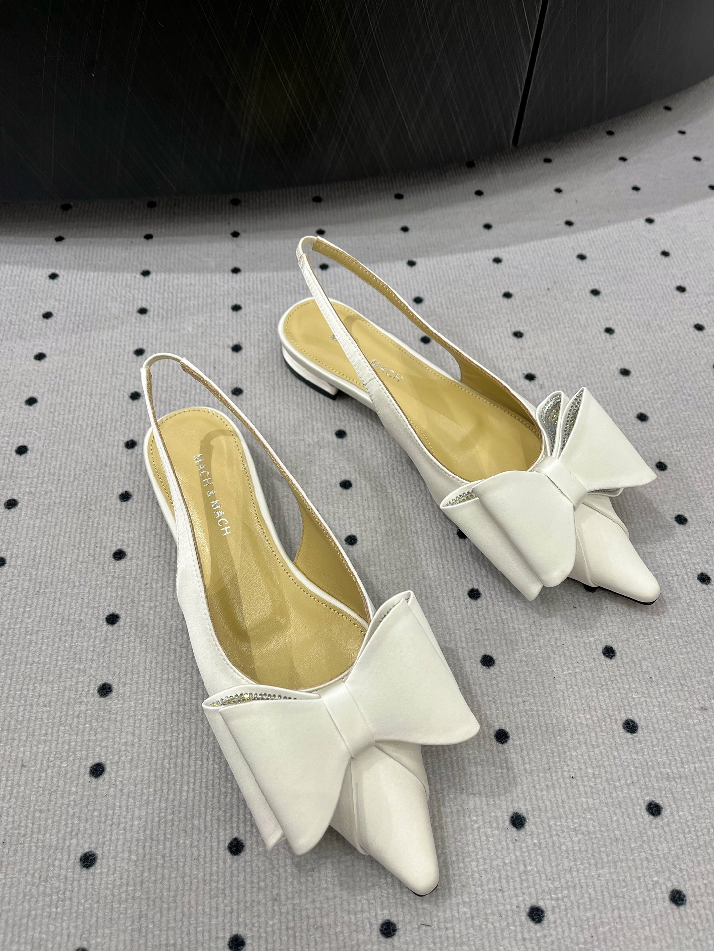 MACH & MACH Women's White Bow Slingback Silk Leather Pointed Toe Flats 9 i1733295923 9344 6