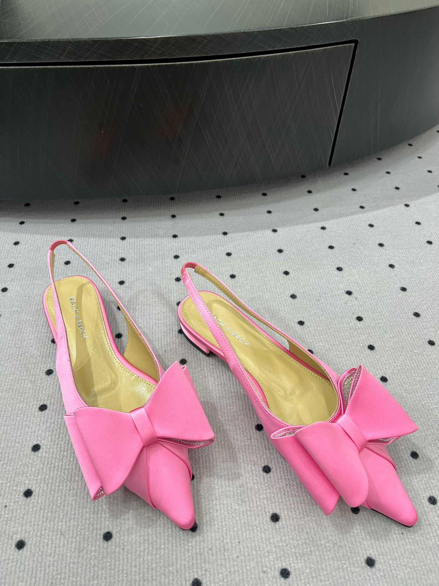 MACH & MACH Pink Silk Slingback Pointed-toe Pumps with Bow Detail 10 i1733296027 6552 4