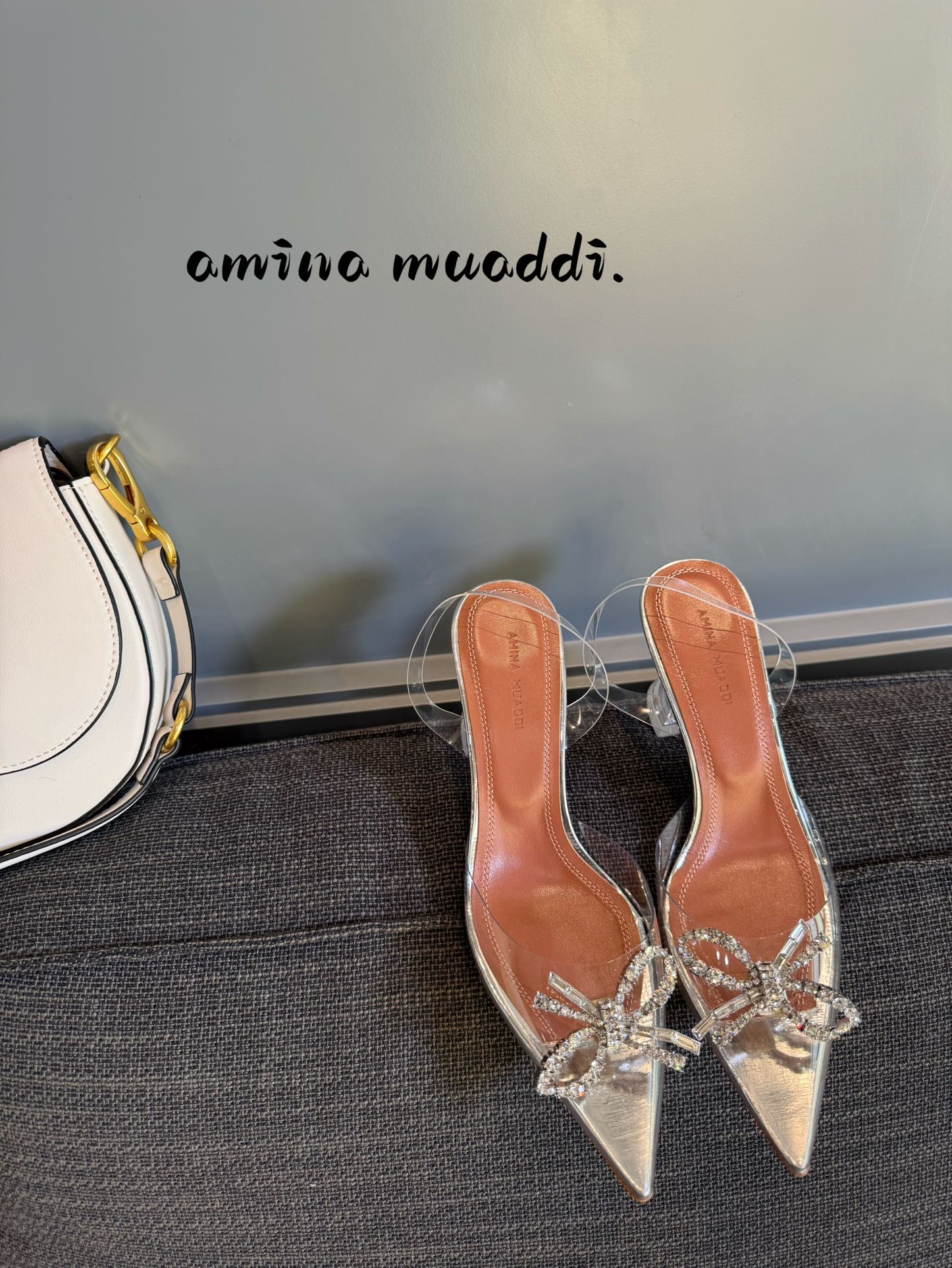 NO:172070,& · Upgraded version ★Imported pvc lining sheepskin sole cowhide outsole (injection molding) can be salty or sweet Minimalist style, extremely beautiful, 7.5 cm heel height, Counter packaging, simple and elegant style!  show bdetails —————————————— ⊿size. ｜35-39 (40 41 42 customization), sandals, sandals, cowhide, sheepskin19860909＆ ·  升级版 ★进口 pvc 内里 羊皮 鞋底 牛皮大底（注塑） 可咸可甜 极简风格 美到极致 跟高7.5 cm 专柜包装 简约气质款式！ show bdetails ————————————  ⊿size. ｜35-39（40 41 42 定制）,凉鞋,sandals,cowhide,sheepskin,Women's Shoes