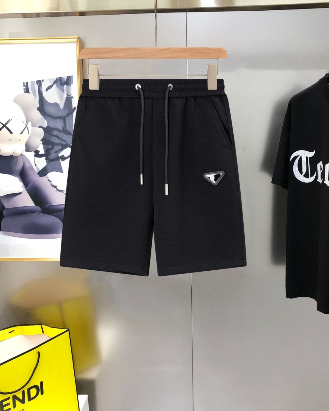 P125 Prada SS nuevos pantalones cortos casuales unisex de primavera y verano con logo 👫logo, los pantalones cortos cas…