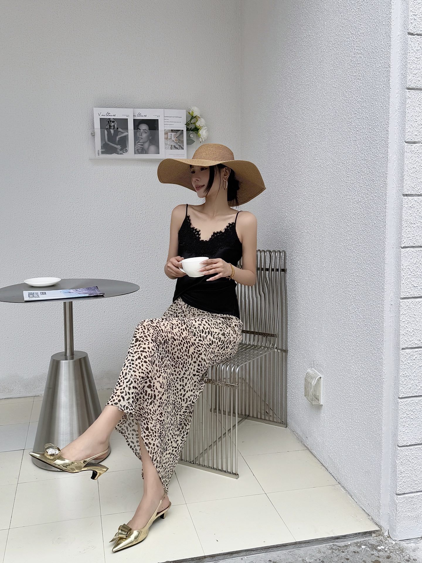 “High-Quality Women’s Suit Packaged with YSL, Korean Fragrance Tweezed Skirt Collection” - 图片 5