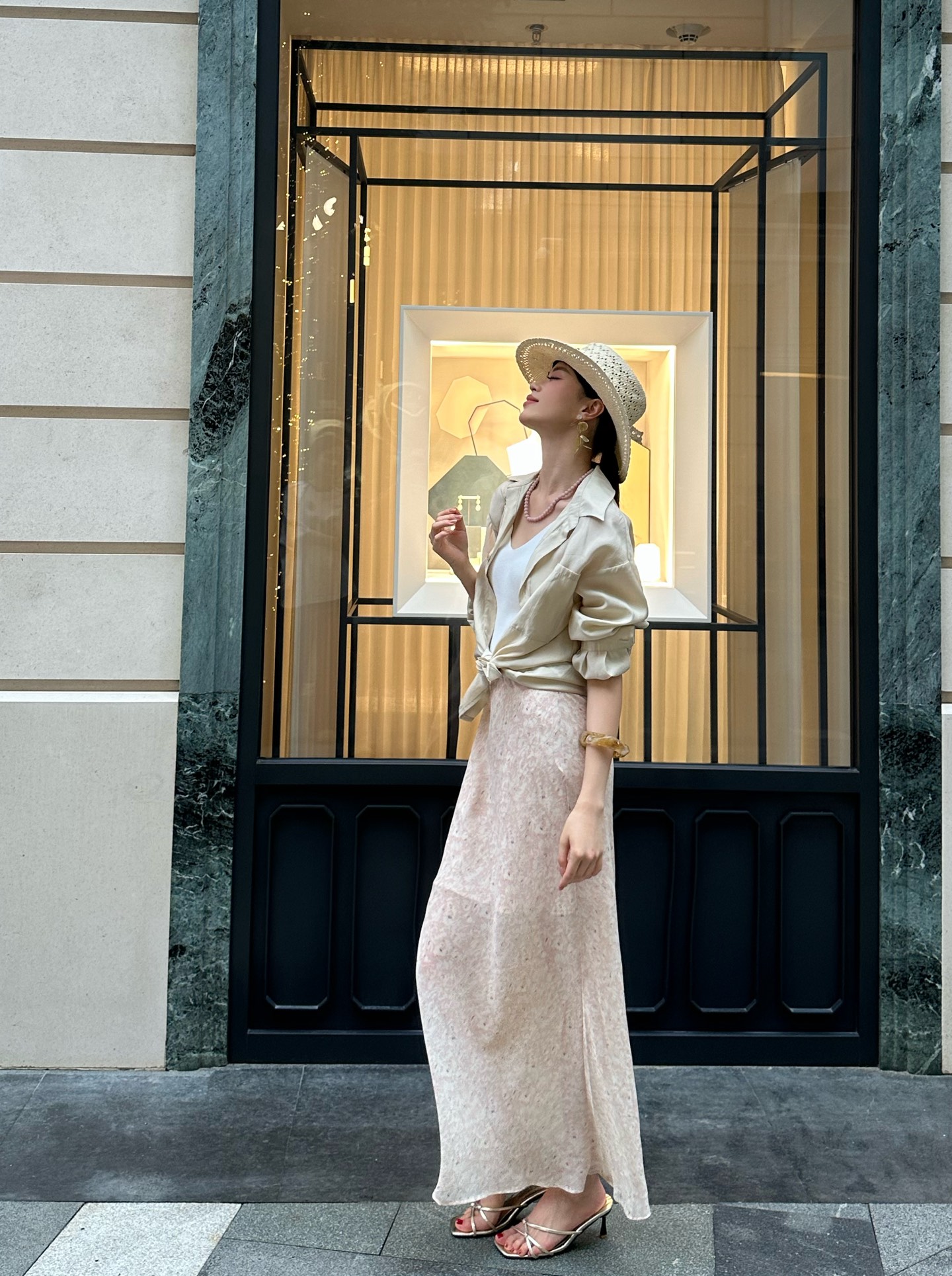 Fashion Update: YSL Women’s Suit with Korean Fragrance and Fish Tail Skirt - 图片 5