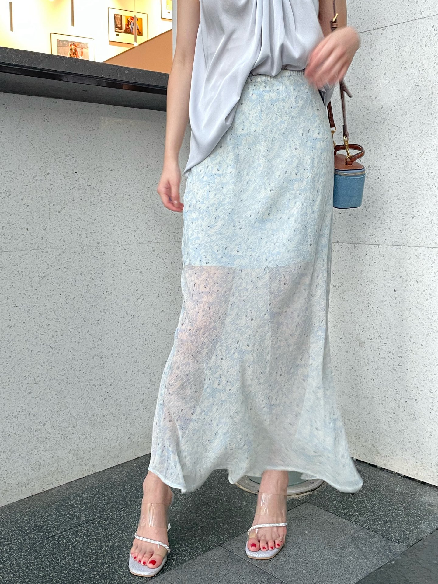 “High-Quality Women’s Suit with YSL Packaging and Korean Fragrance for Summer” - 图片 2