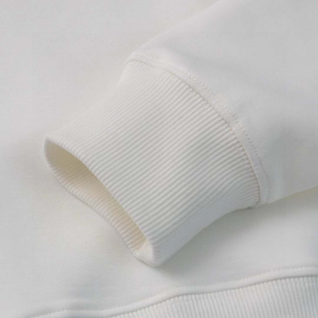Digital Director Han Oewe: Lightweight Cotton Two-Slave Shirt for Maximum Comfort - 图片 6