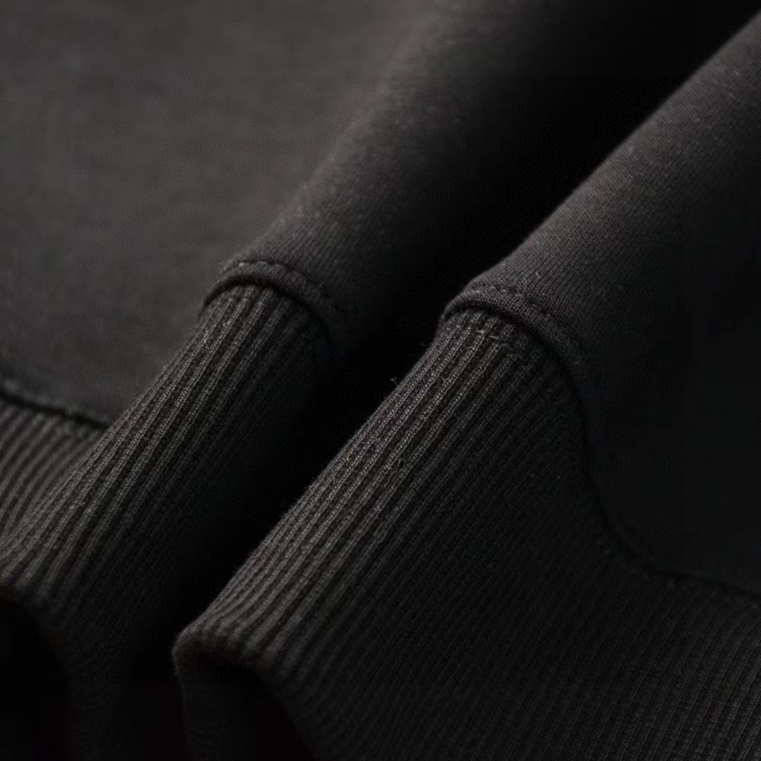 BURBERRY 巴宝莉印花圆领毛圈卫衣 4