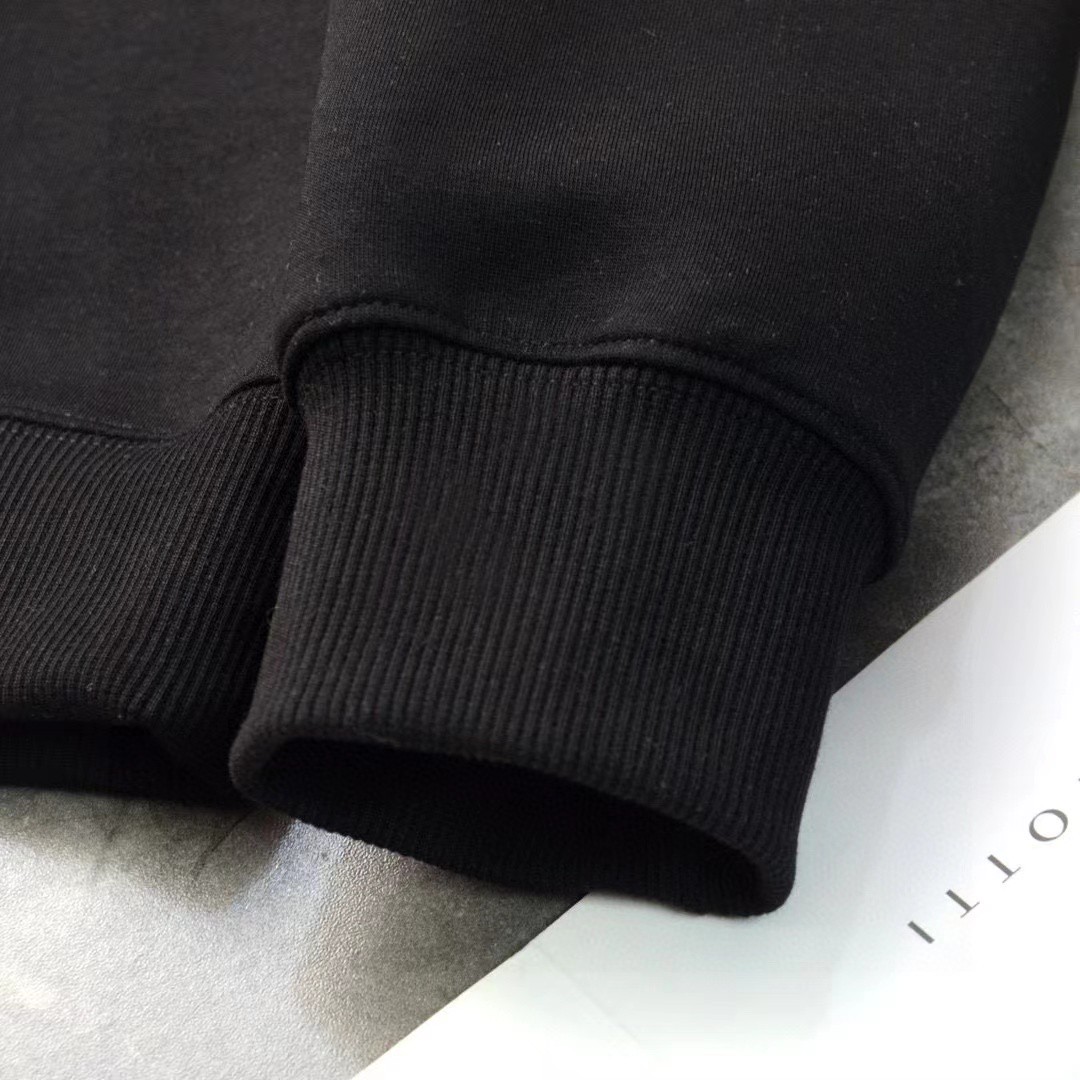 BURBERRY 巴宝莉印花圆领毛圈卫衣 4